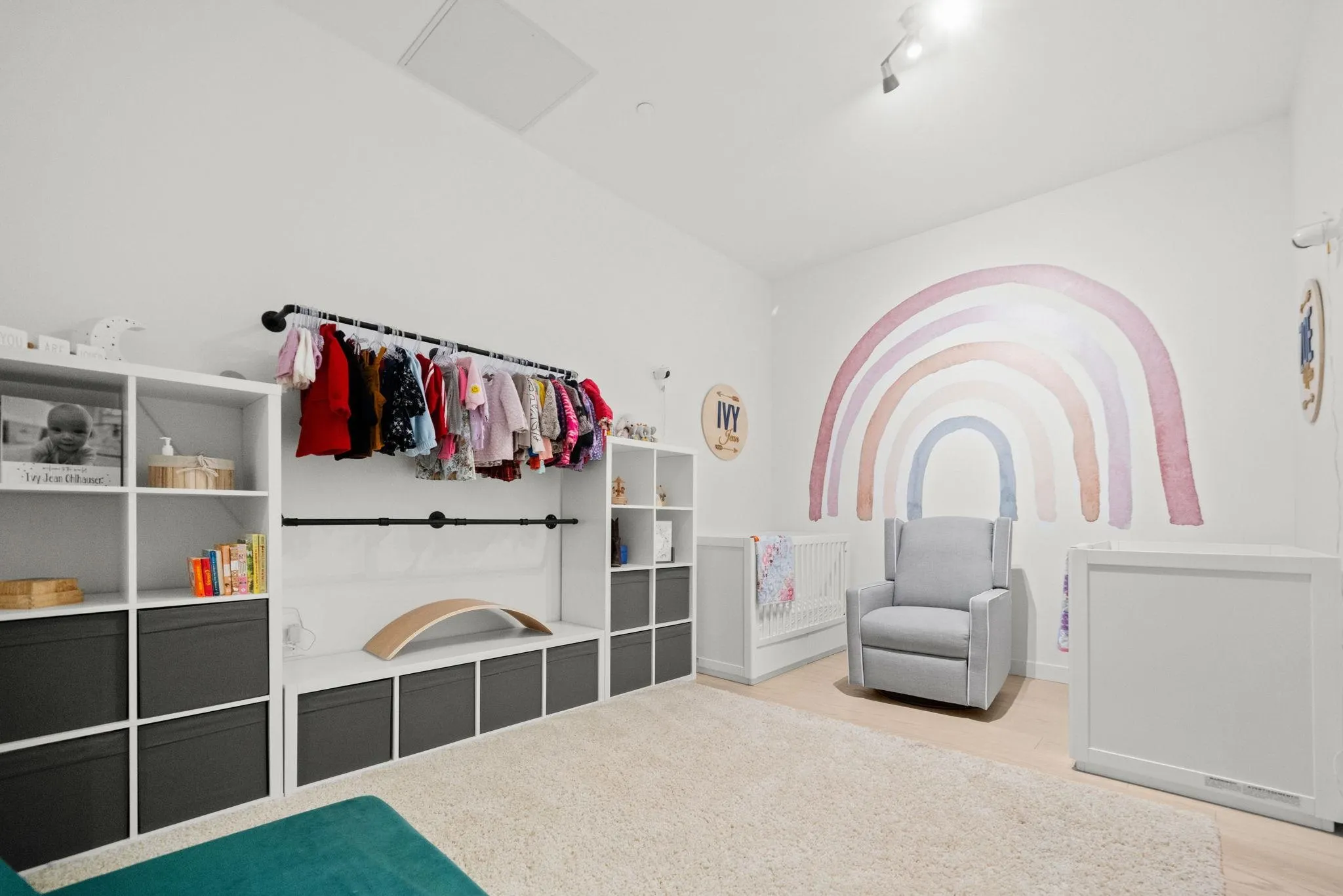 107 650 E 2nd Street