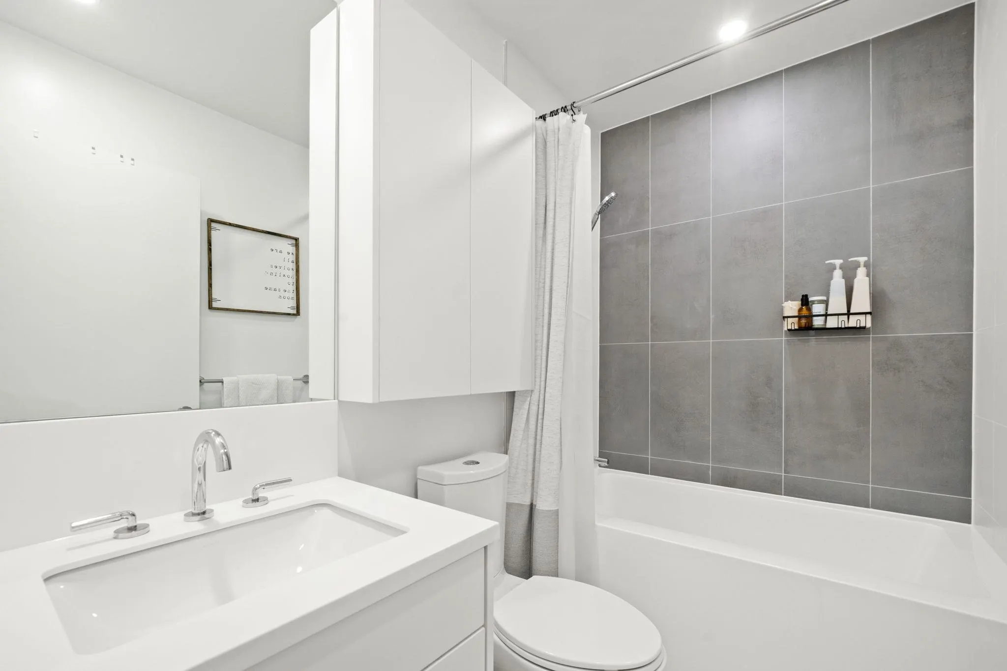 107 650 E 2nd Street