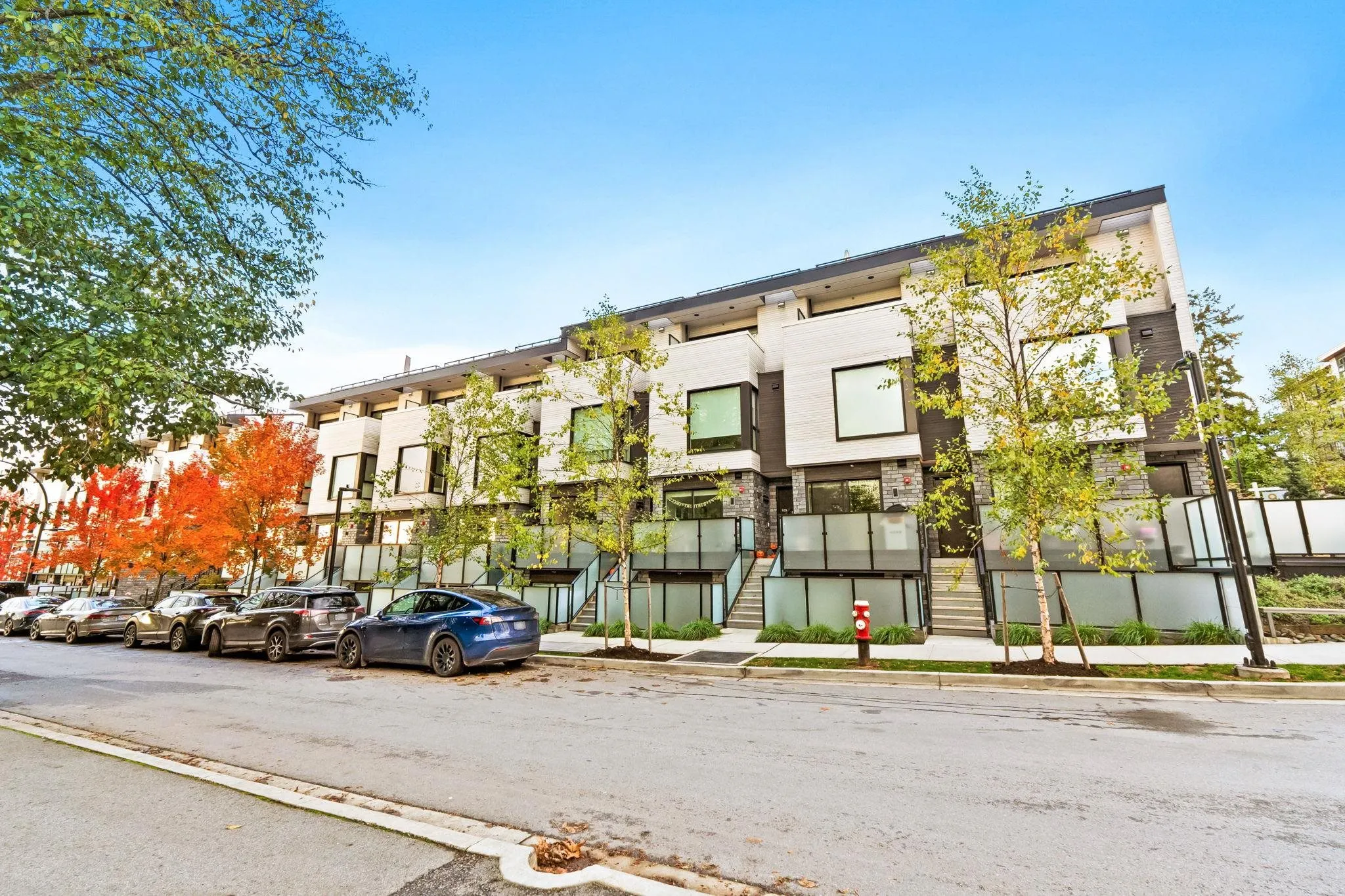 107 650 E 2nd Street