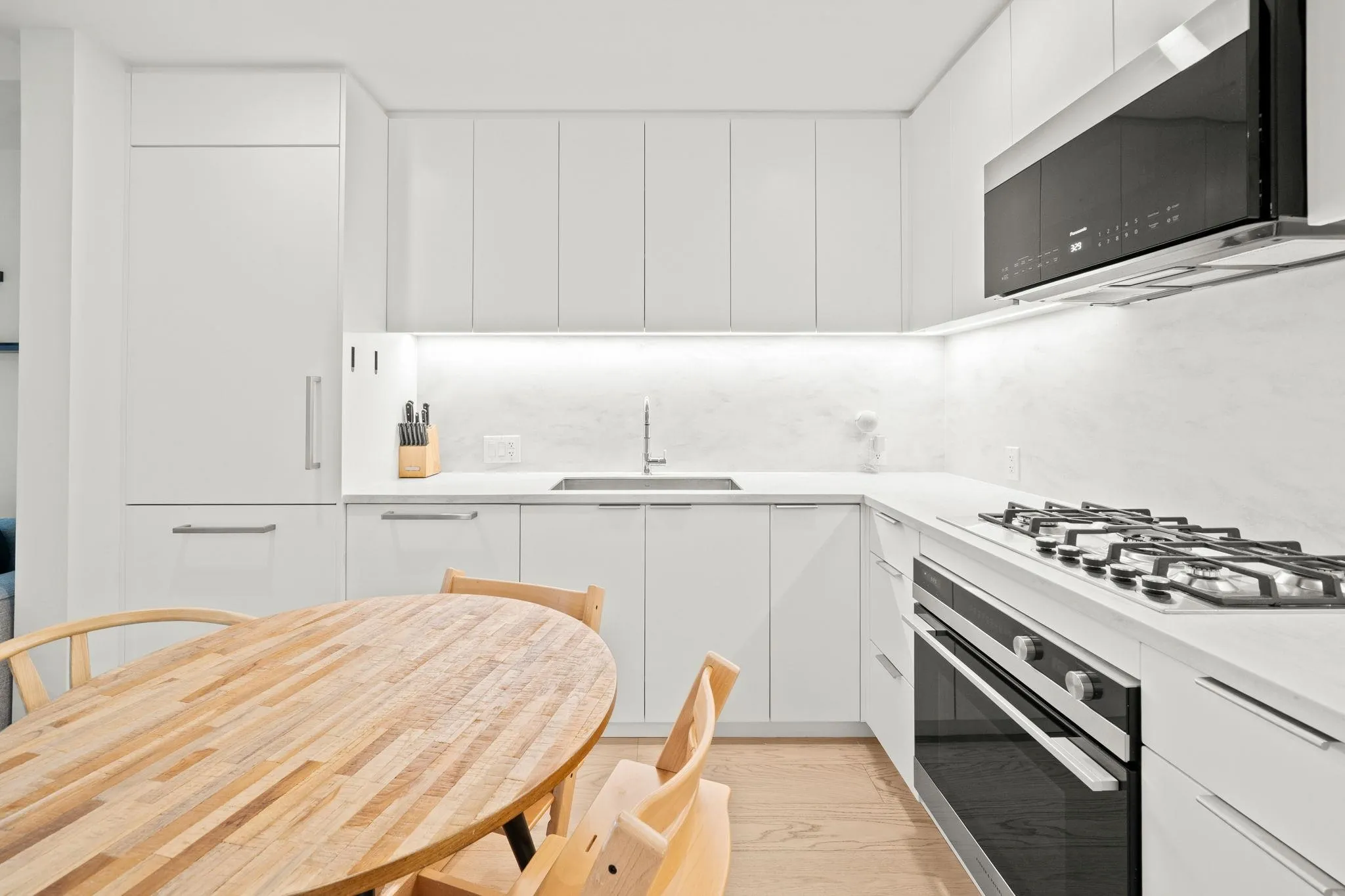 107 650 E 2nd Street