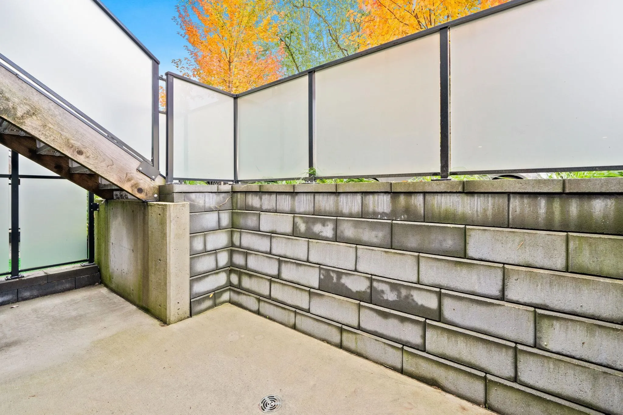 107 650 E 2nd Street