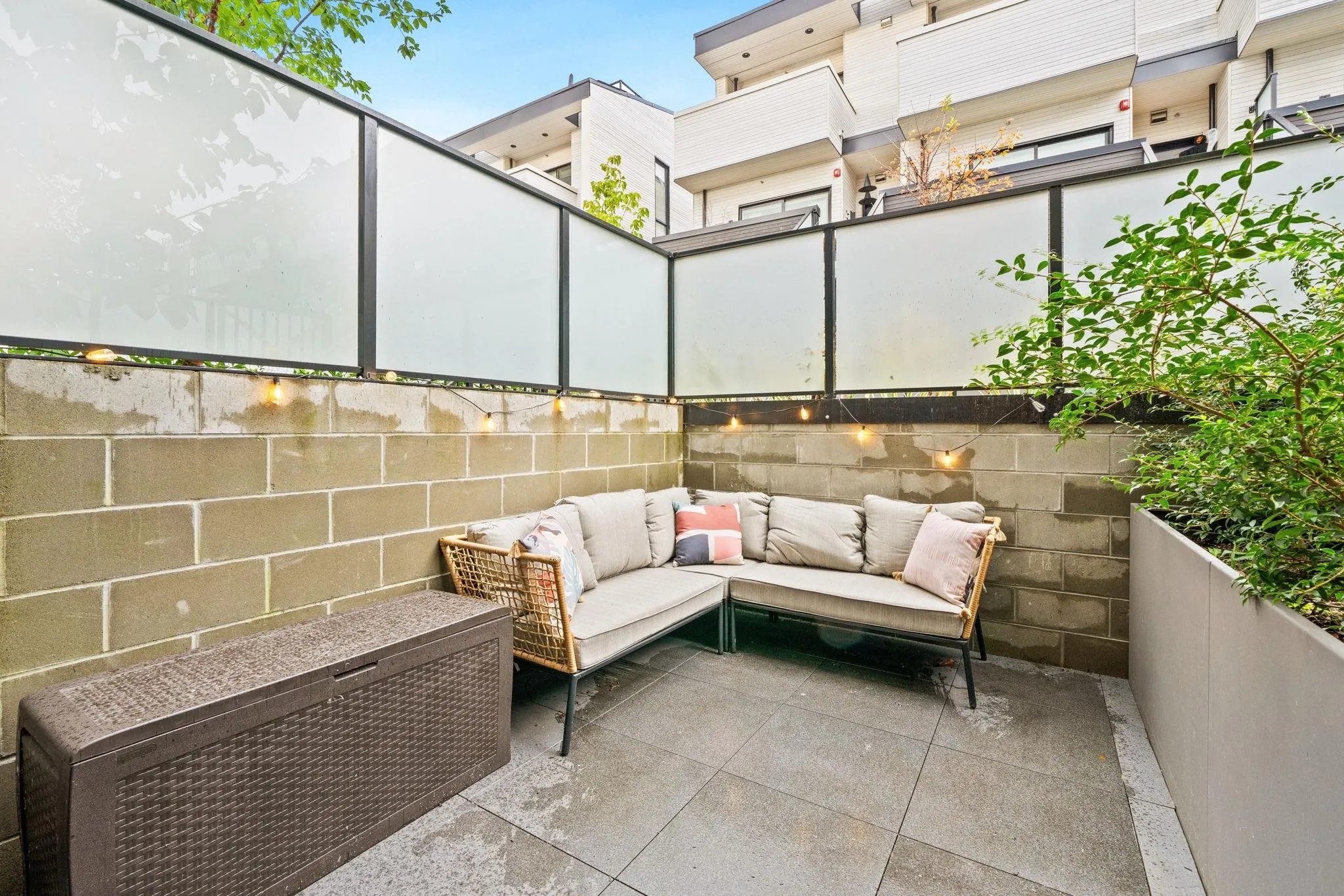 107 650 E 2nd Street