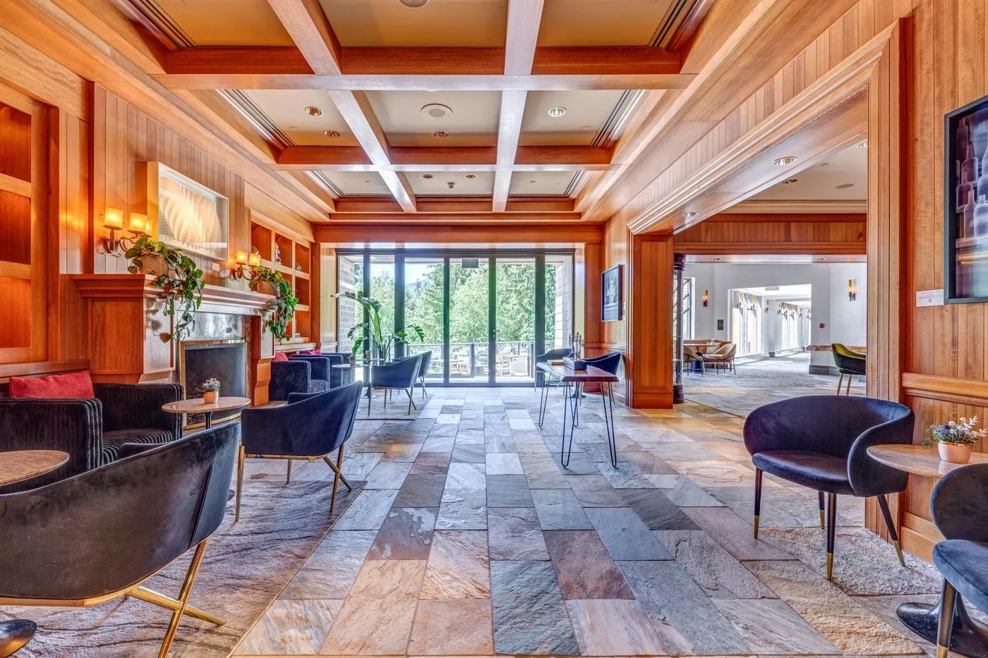 417 4591 Blackcomb Way