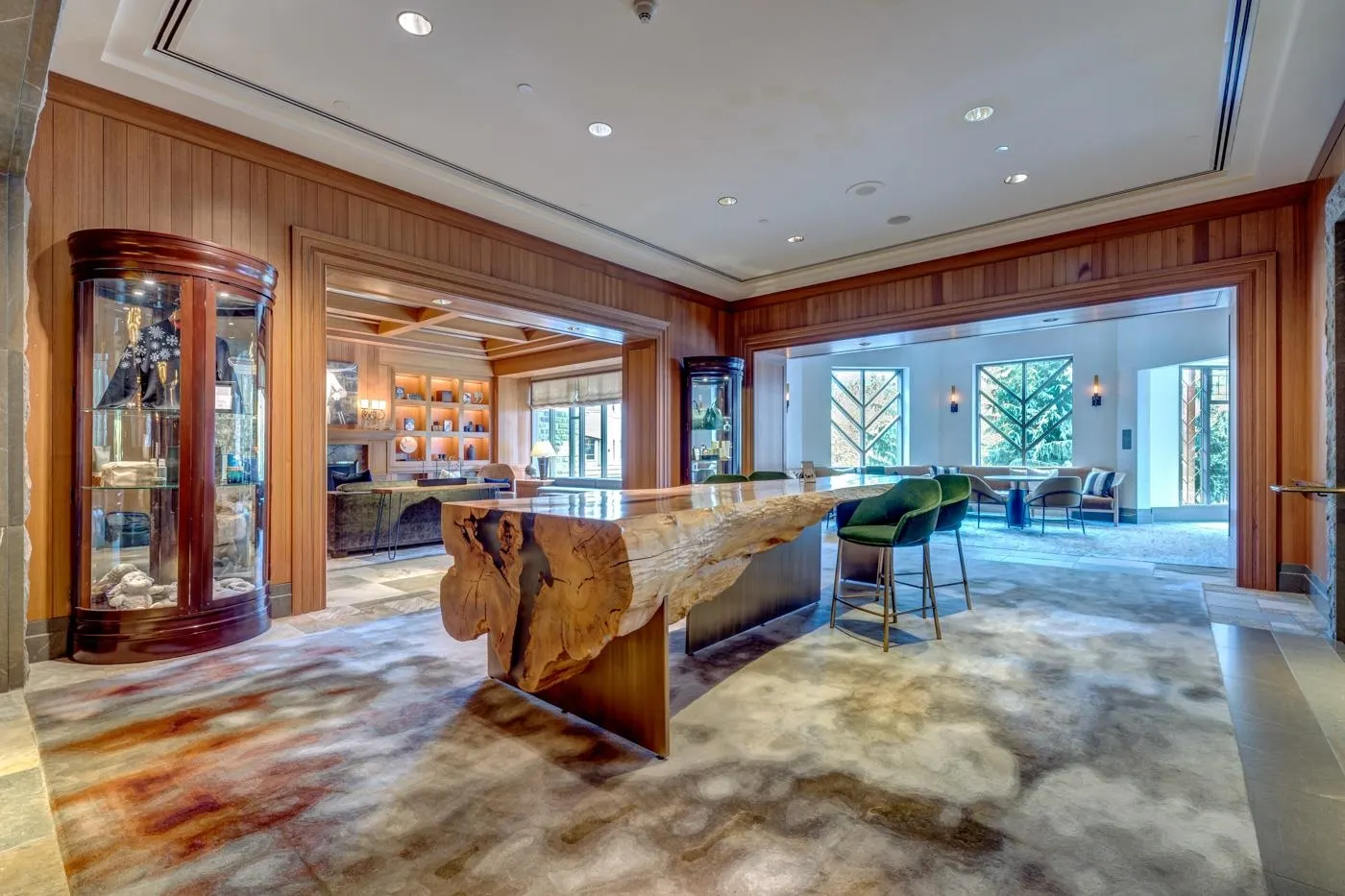 417 4591 Blackcomb Way