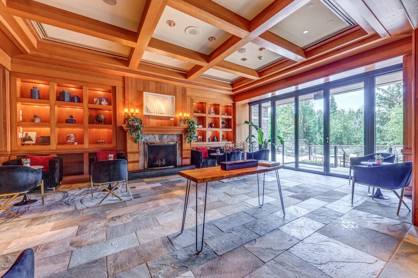 417 4591 Blackcomb Way