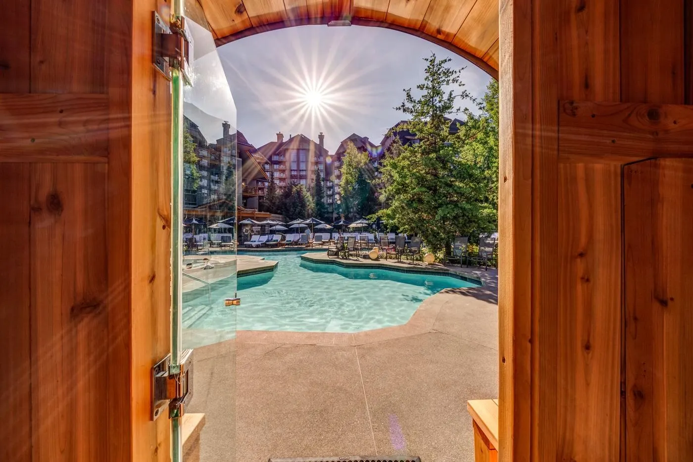 417 4591 Blackcomb Way