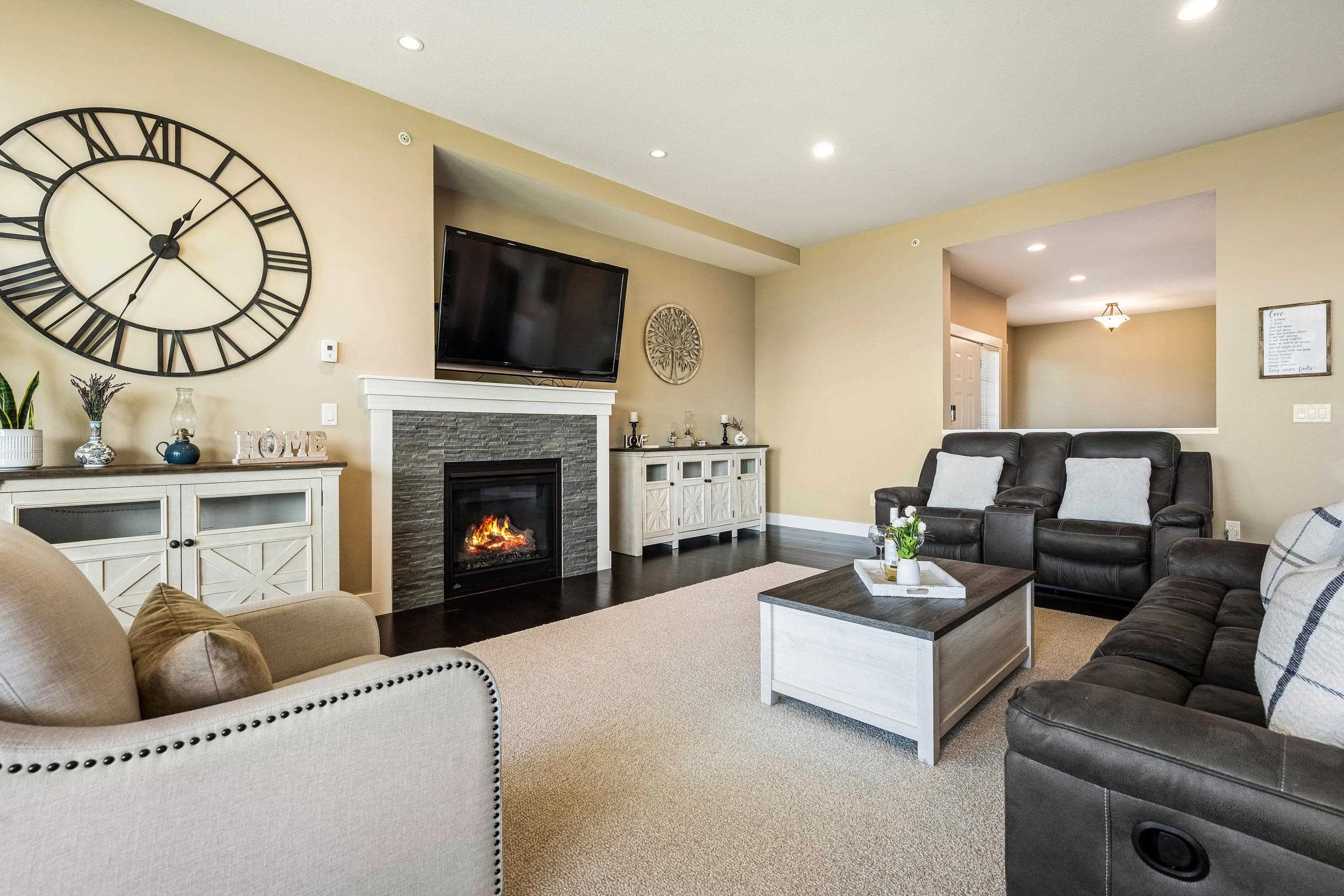 111 51096 Falls Court