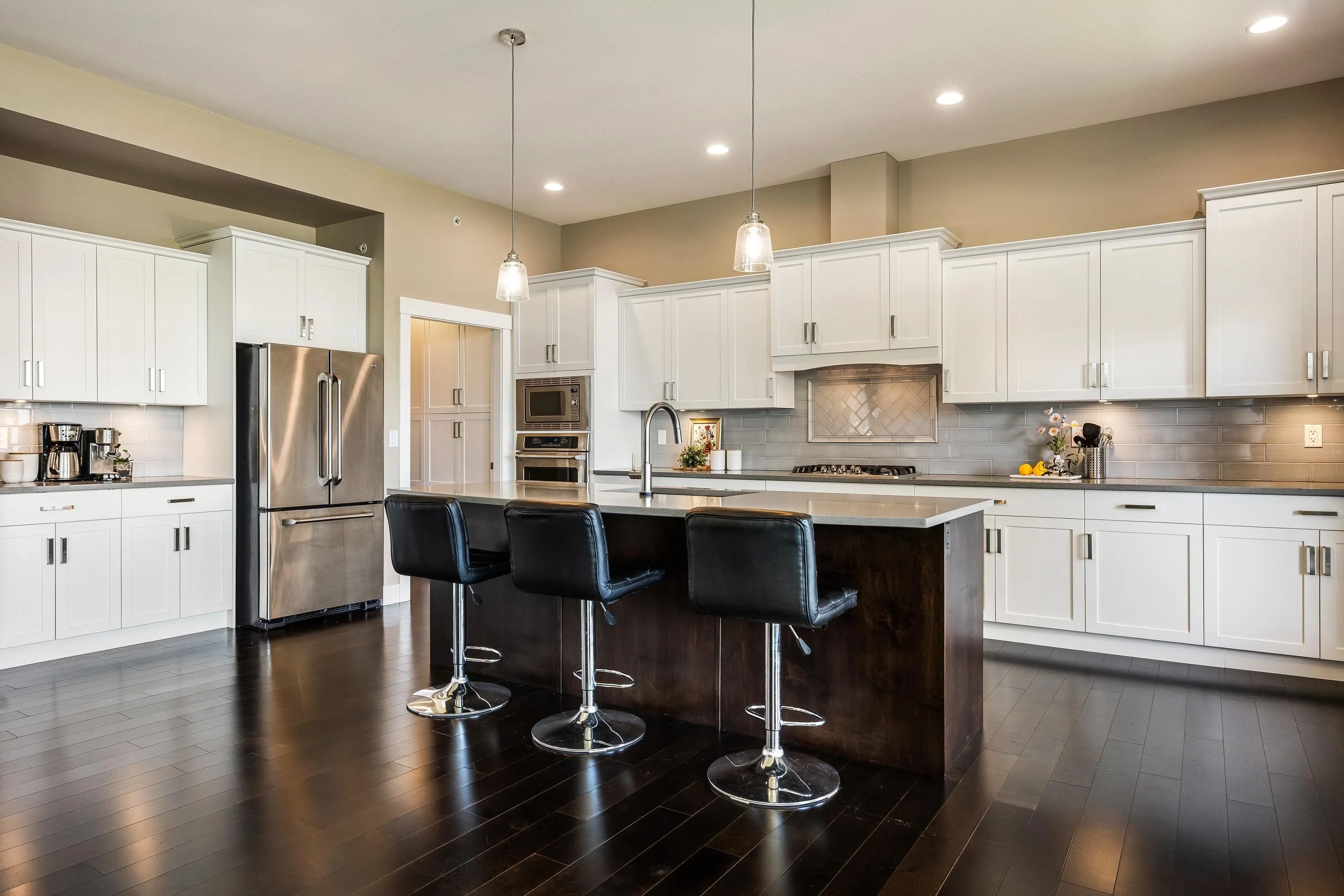 111 51096 Falls Court