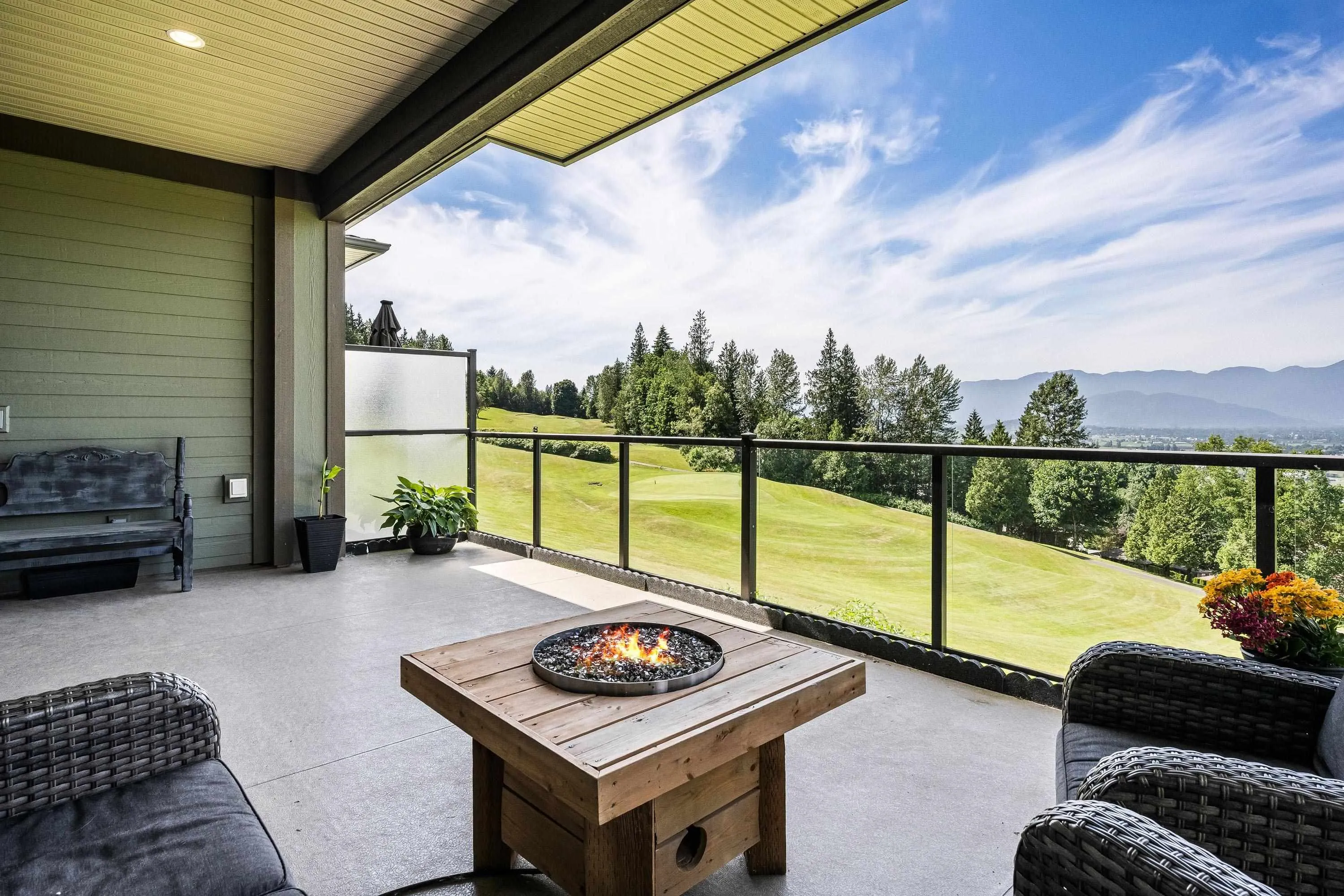 111 51096 Falls Court