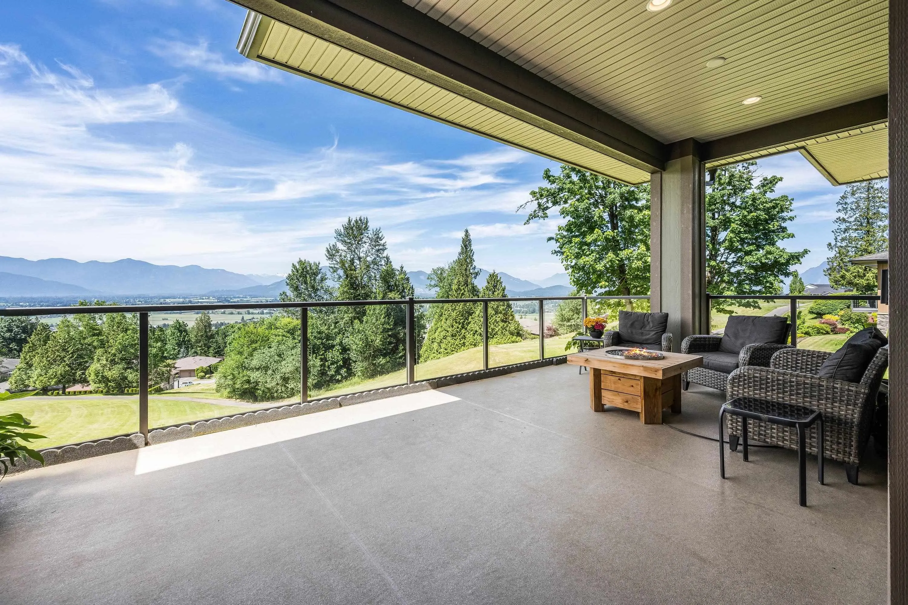 111 51096 Falls Court