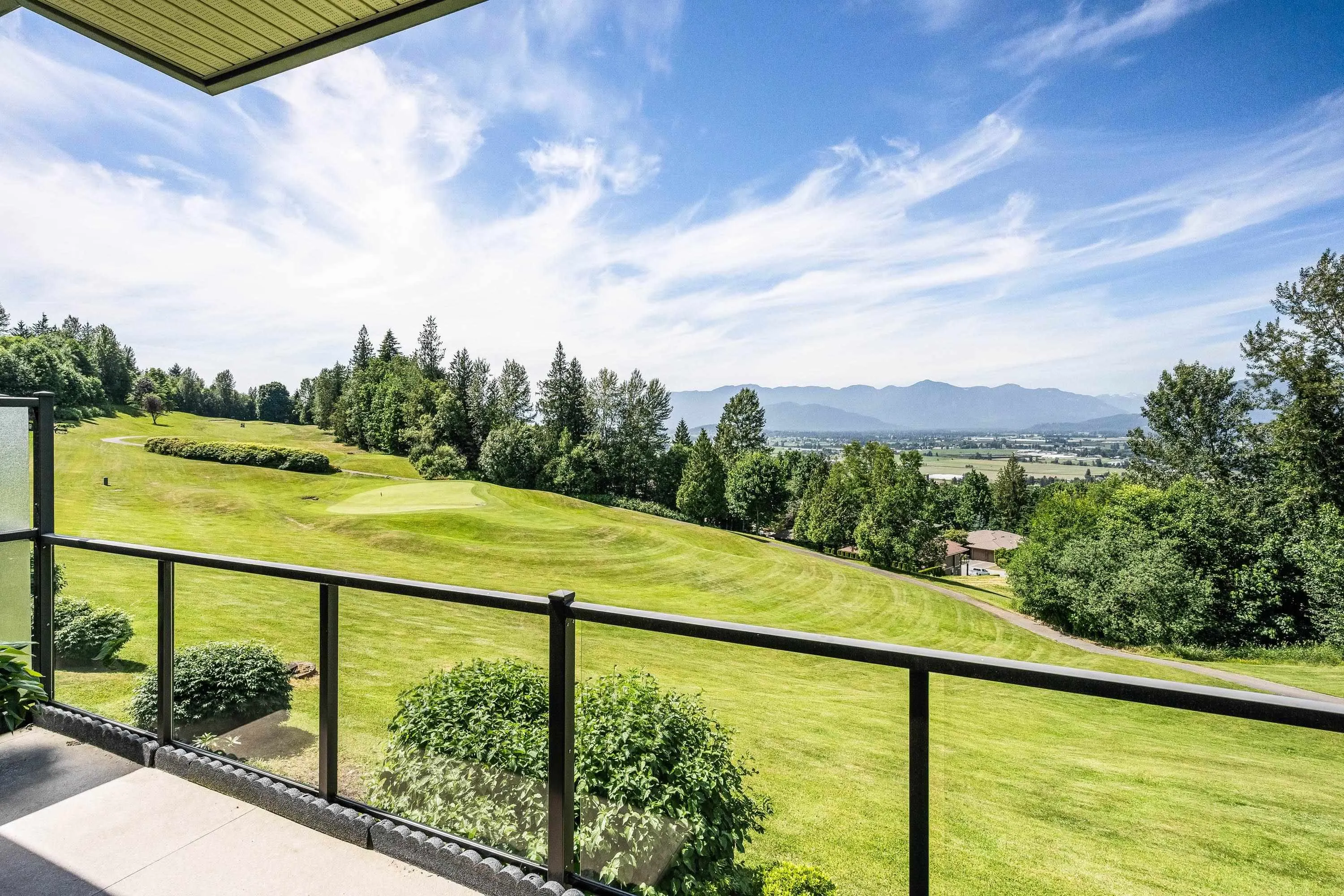 111 51096 Falls Court