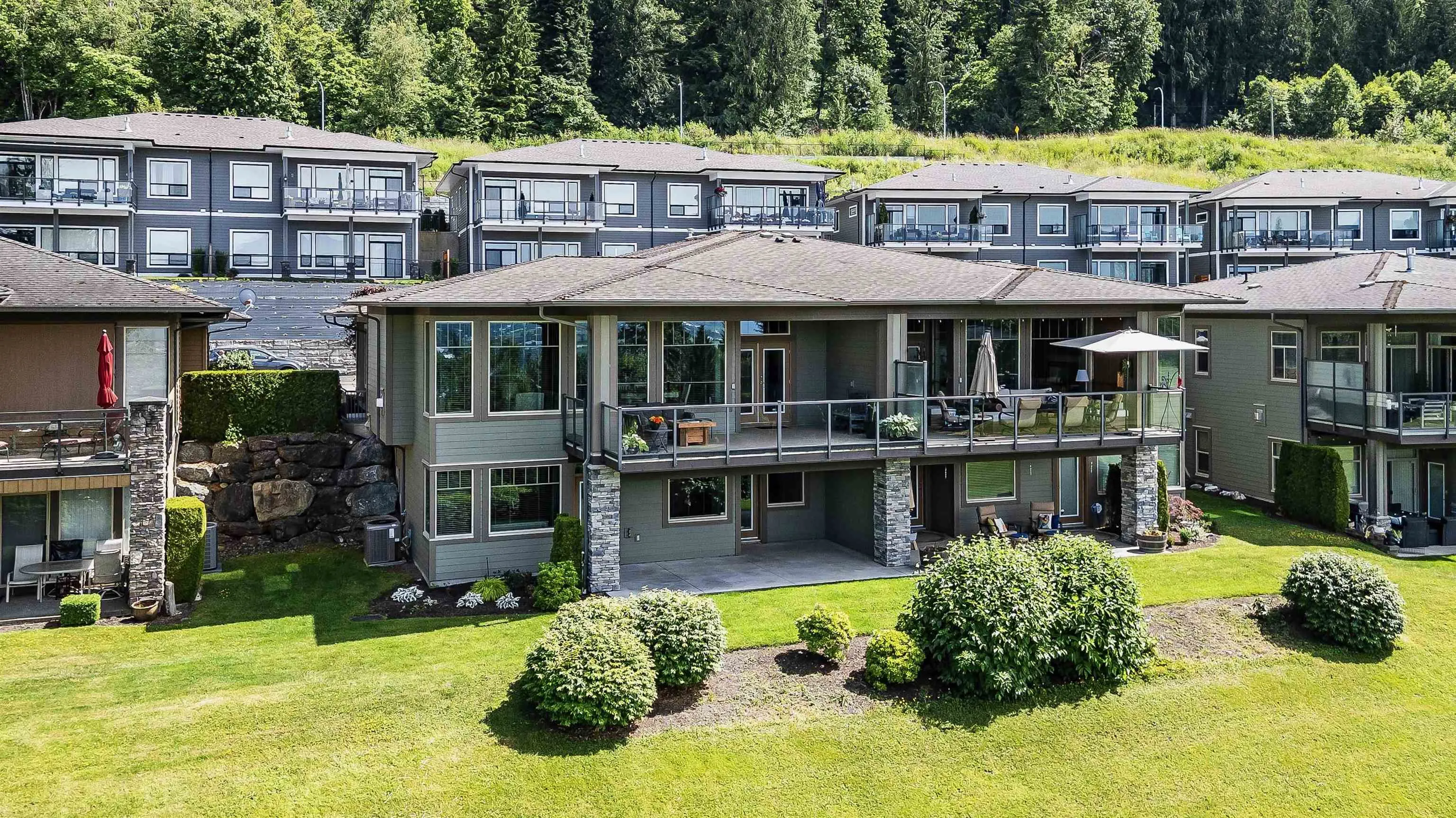 111 51096 Falls Court