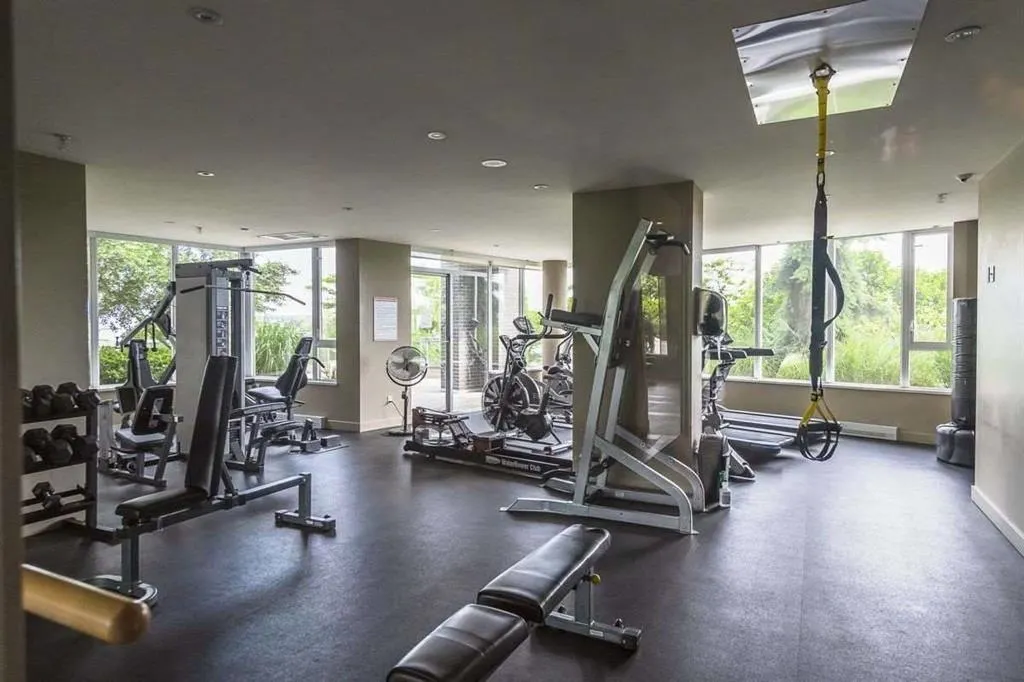 2105 2133 Douglas Road