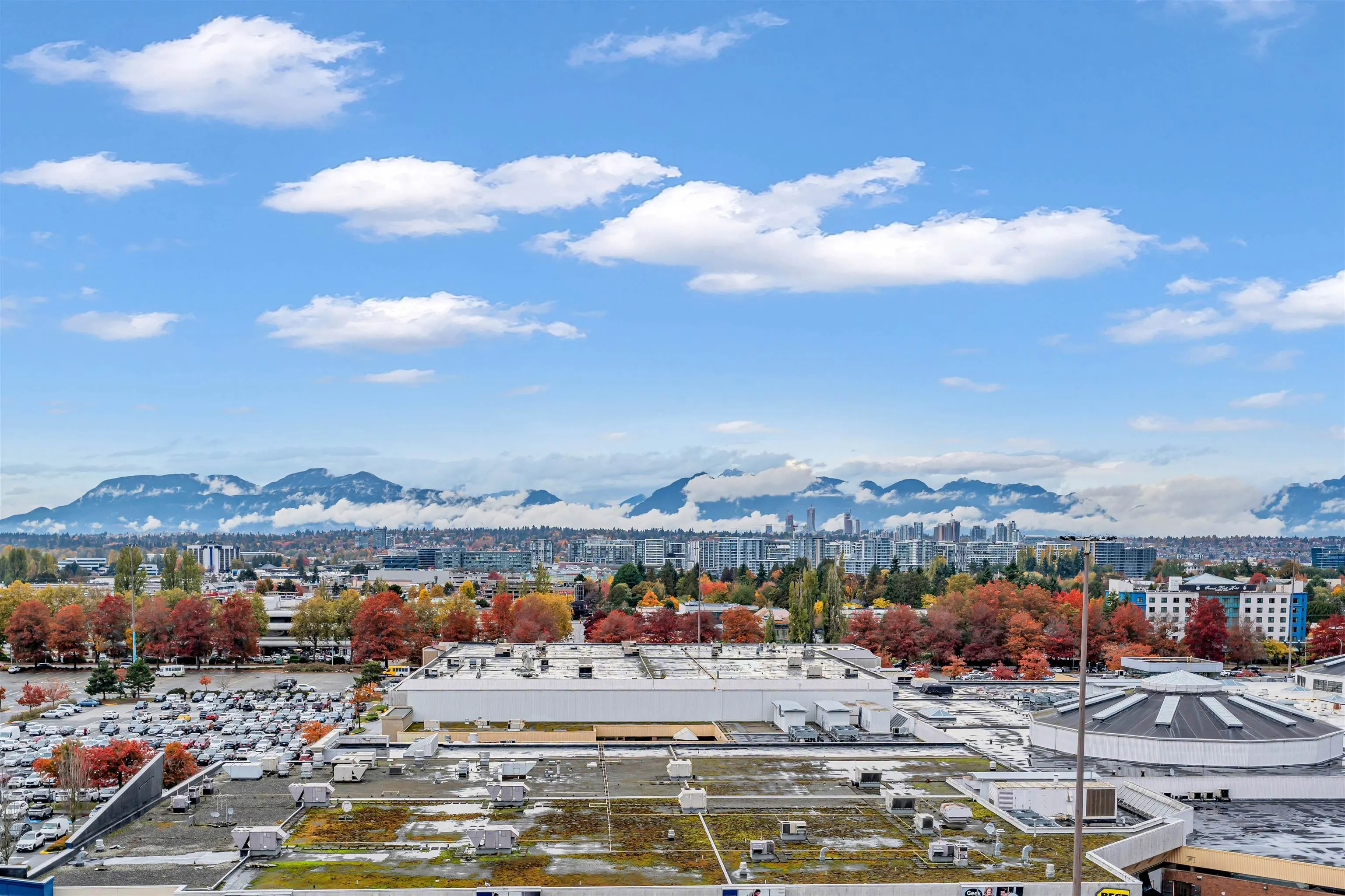 1202 8160 Lansdowne Road