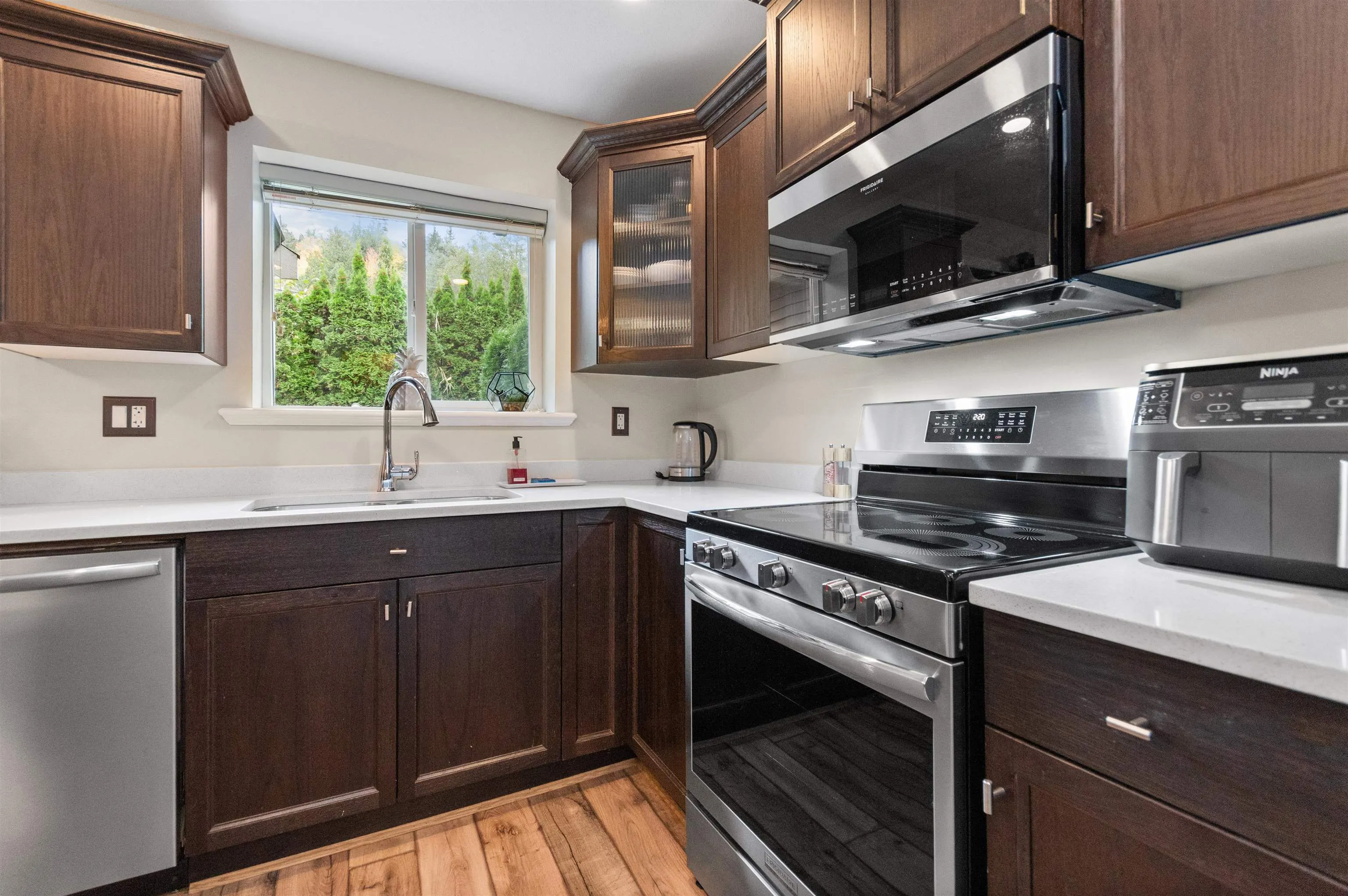 18 46832 Hudson Road