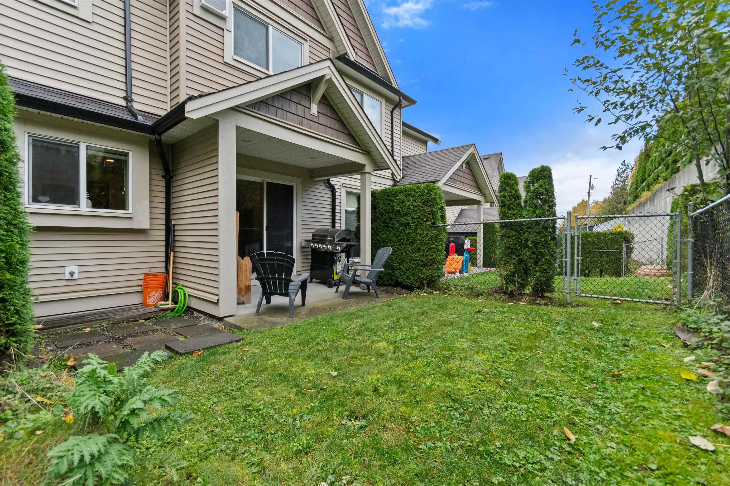 18 46832 Hudson Road