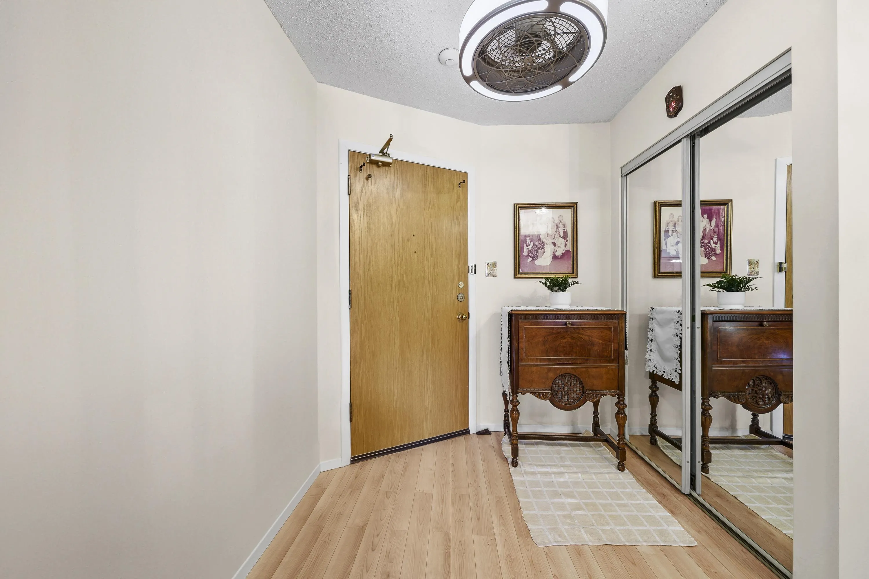 1405 6070 Mcmurray Avenue