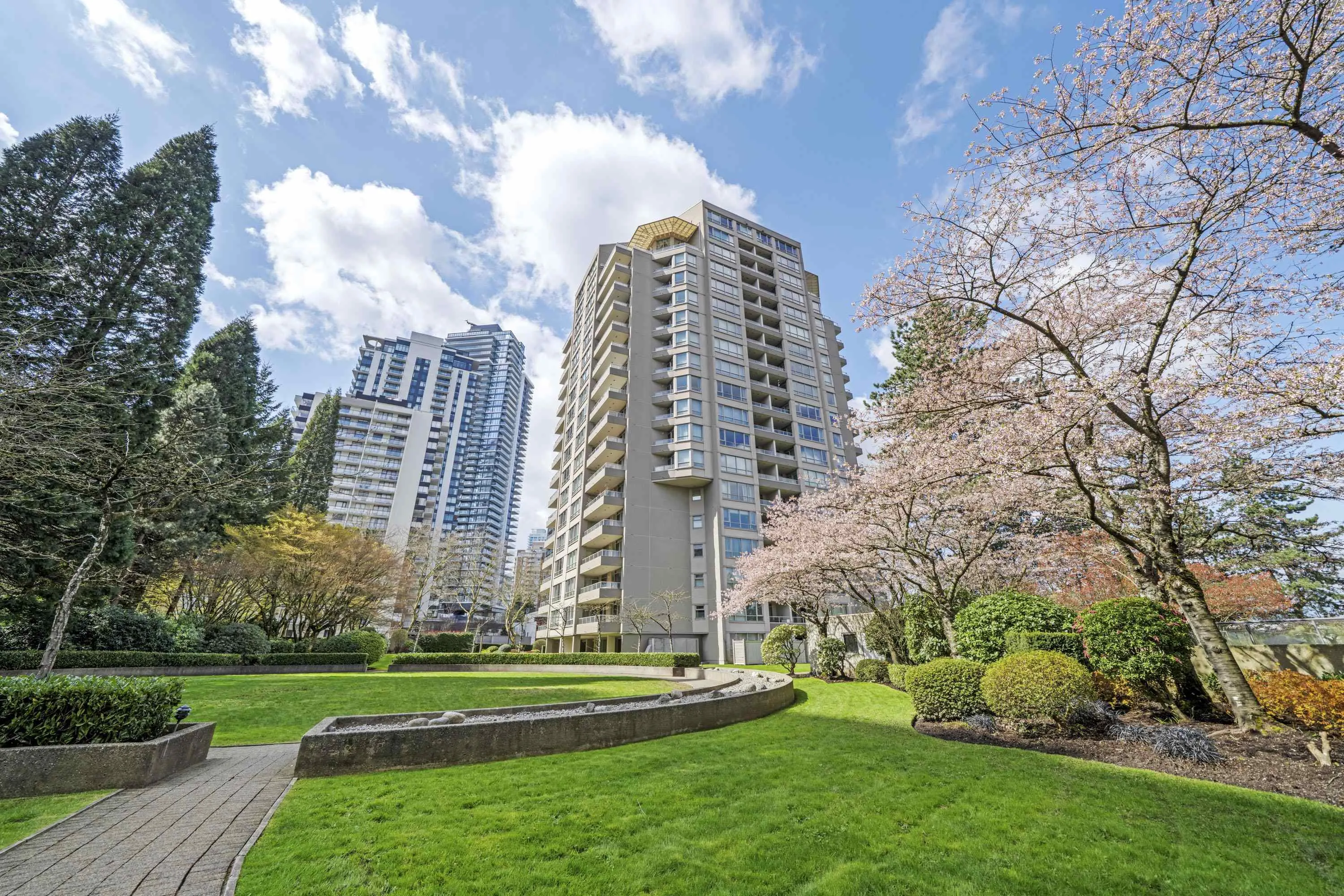 1405 6070 Mcmurray Avenue