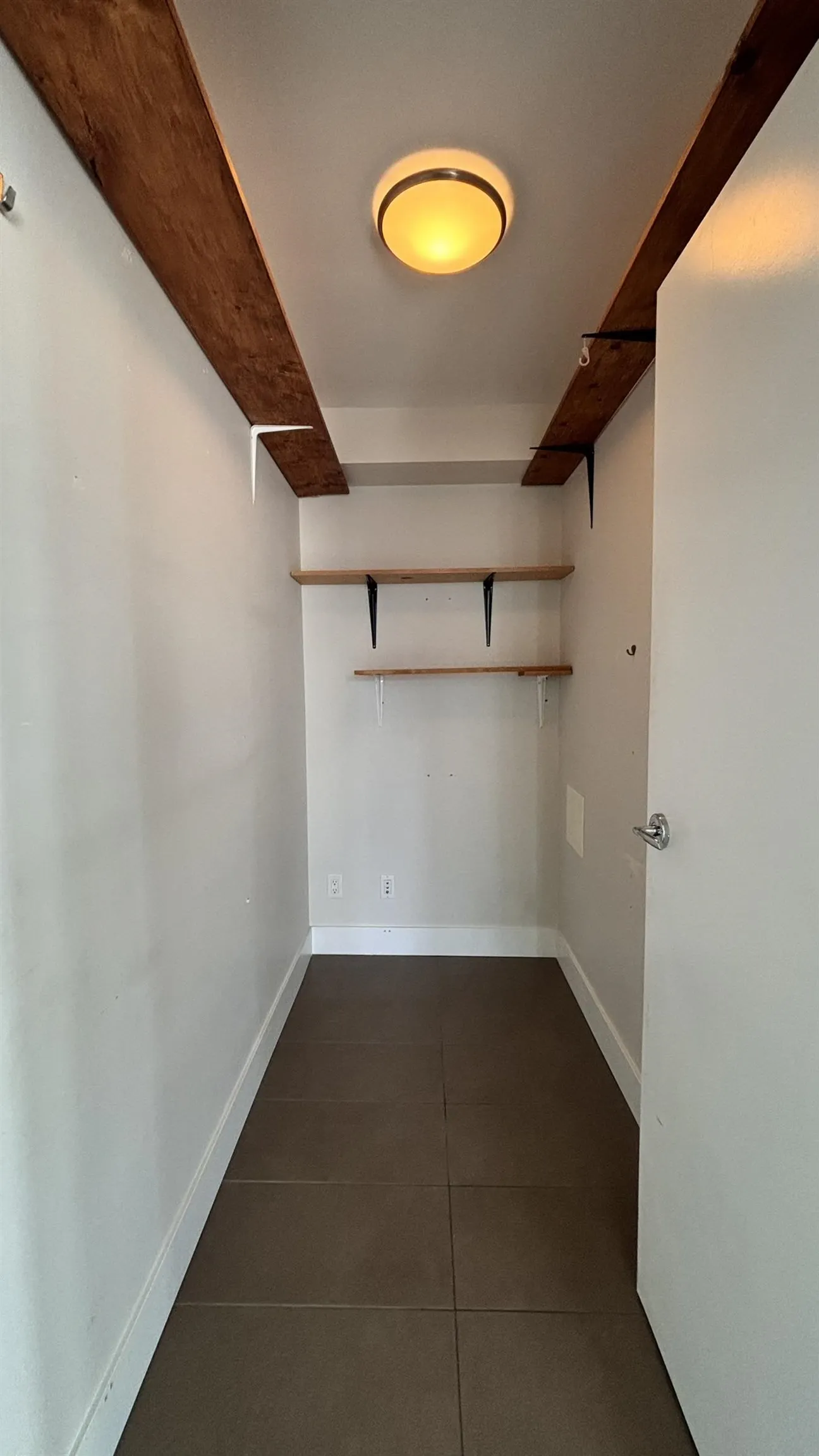 1601 535 Smithe Street