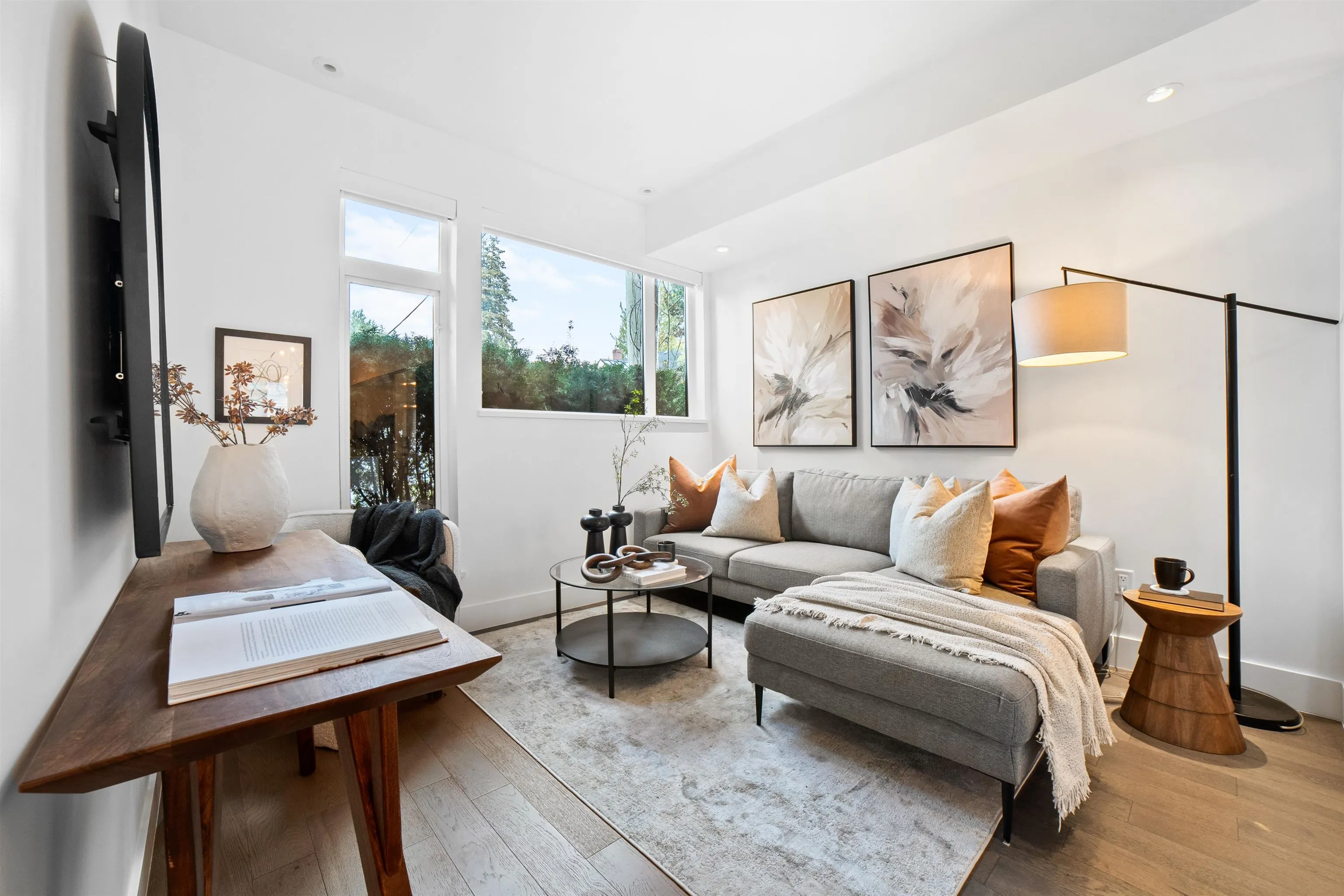 7458 Granville Street