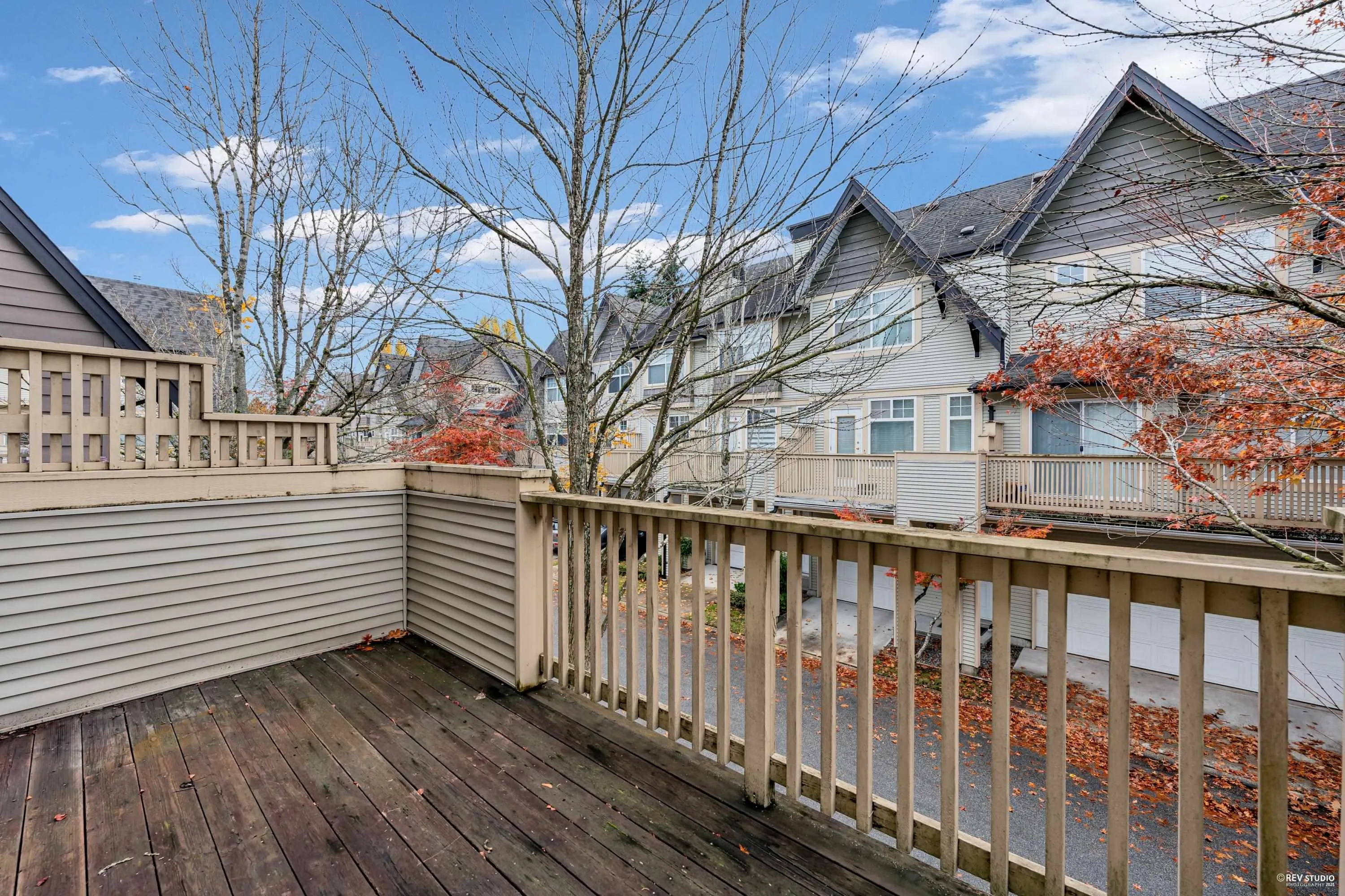 88 3711 Robson Court