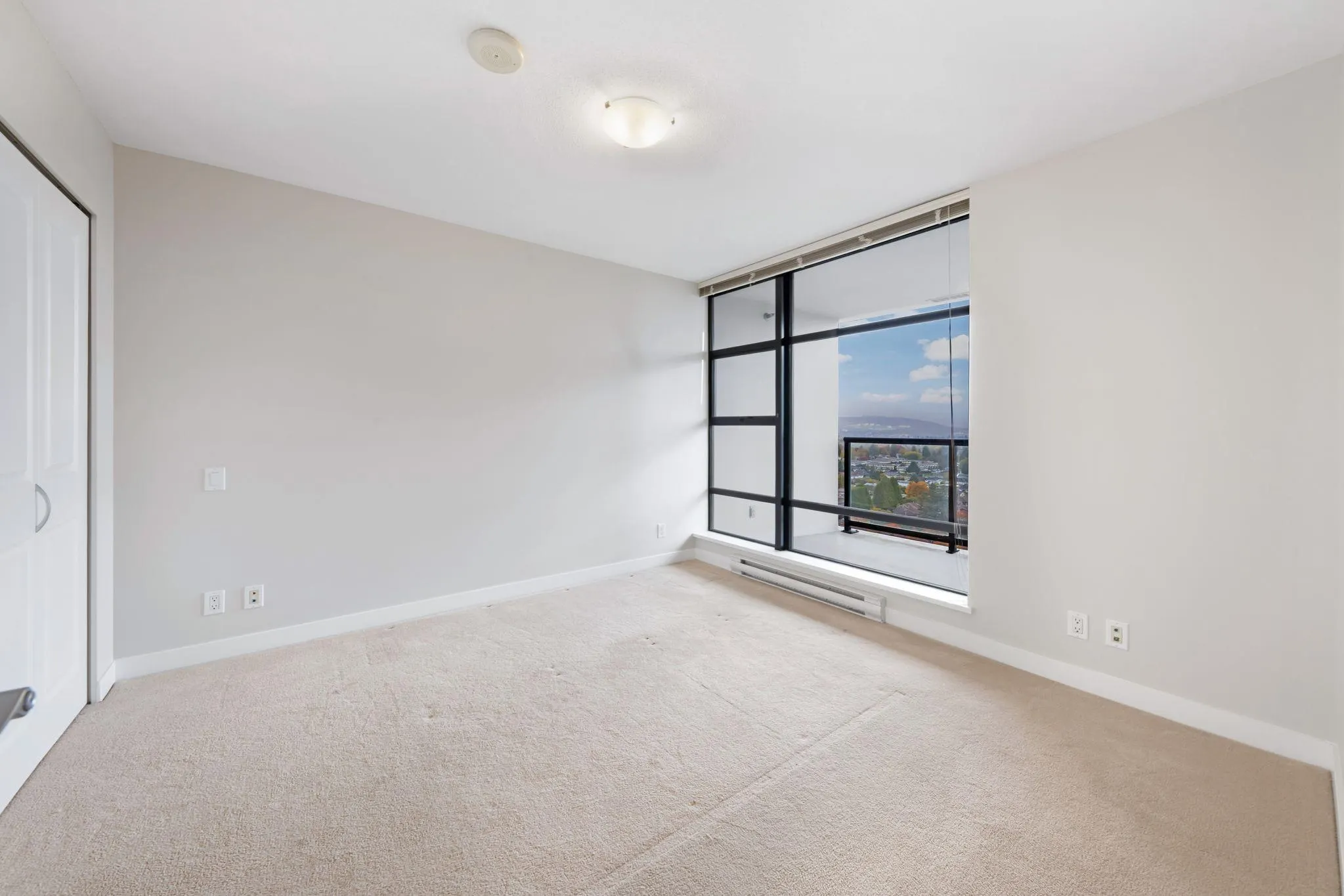 2410 5380 Oben Street