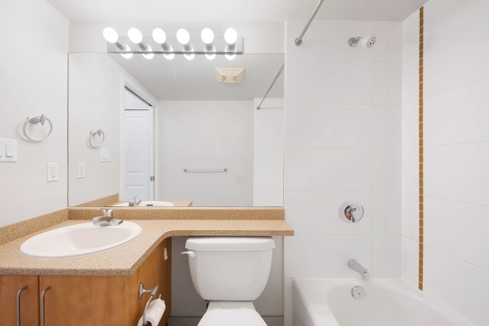 2410 5380 Oben Street