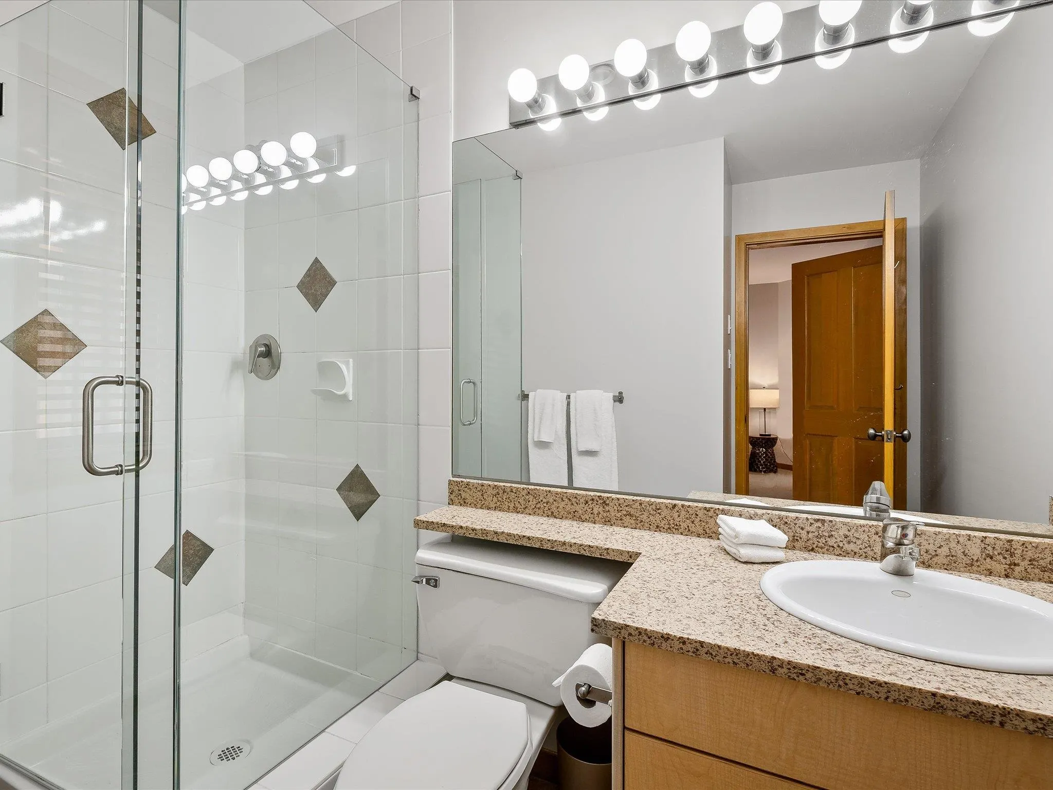 8107 Muirfield Crescent