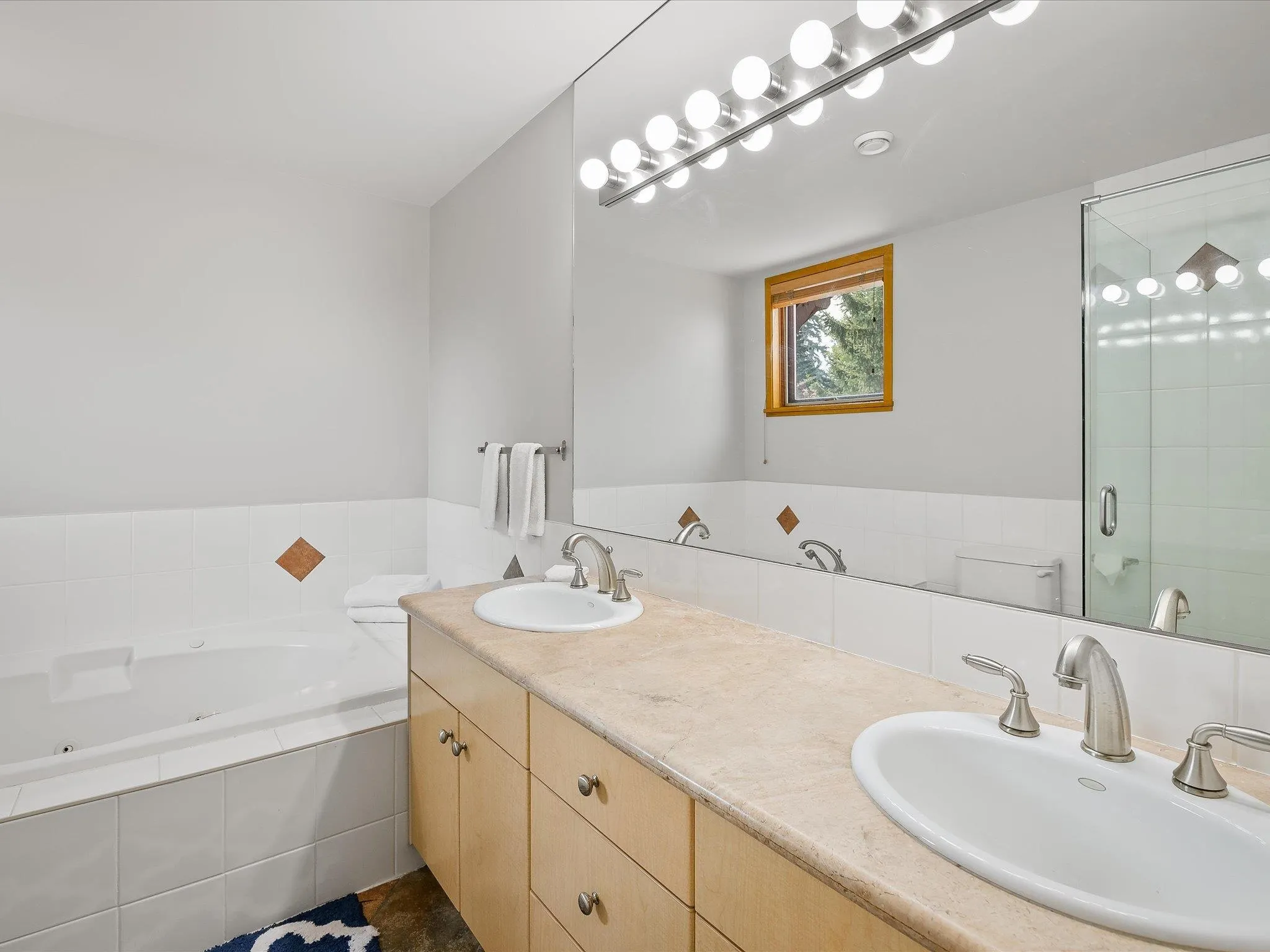 8107 Muirfield Crescent