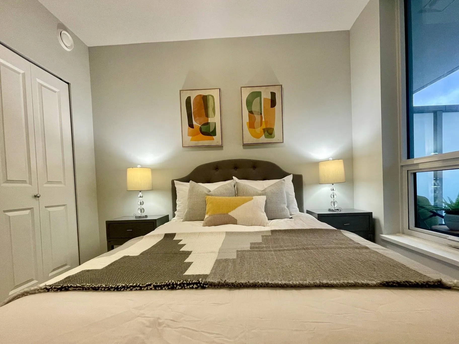 2502 6638 Dunblane Avenue