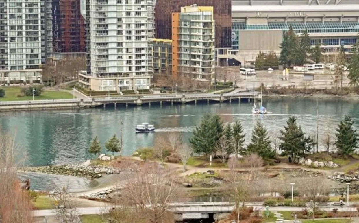 911 1768 Cook Street