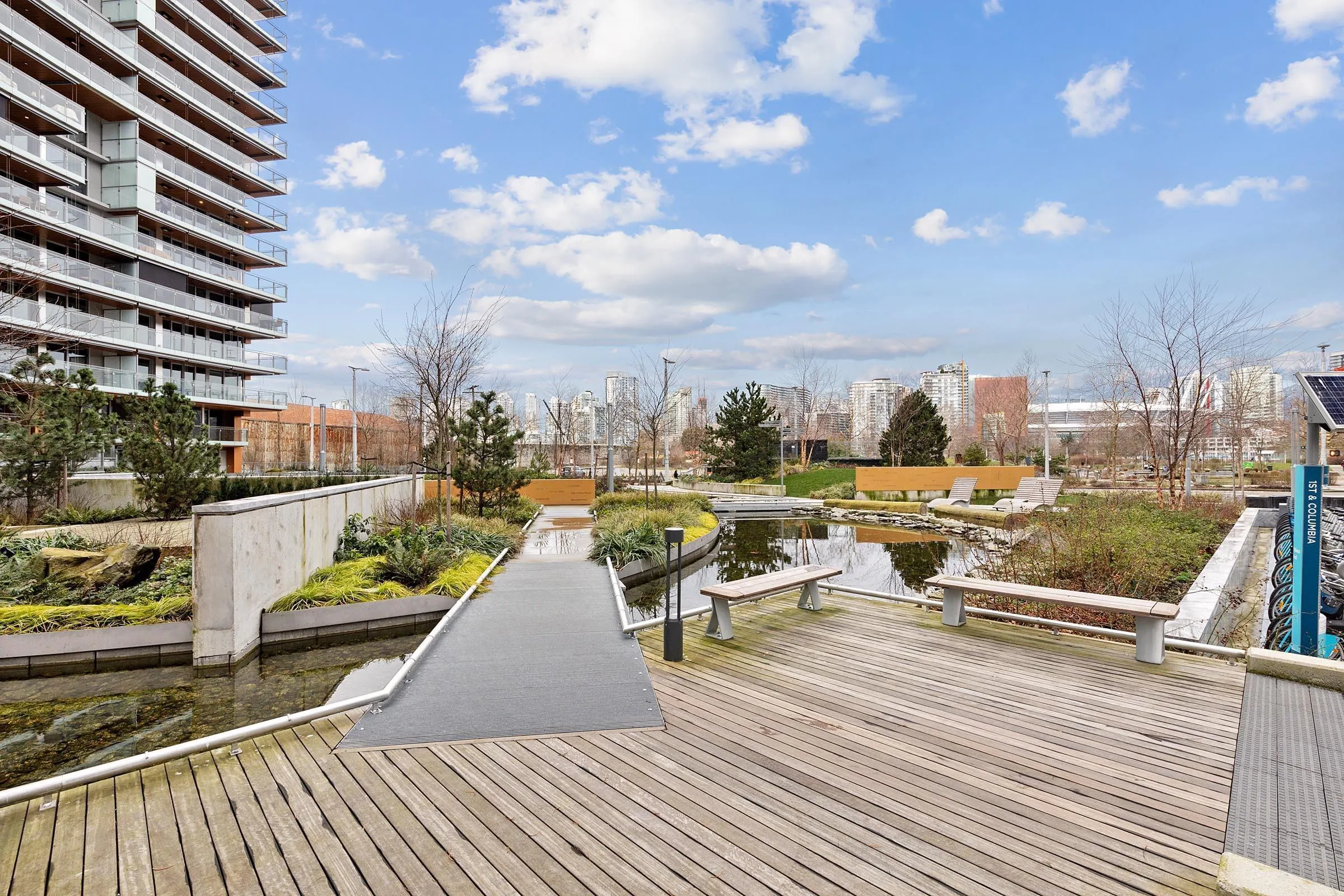 911 1768 Cook Street