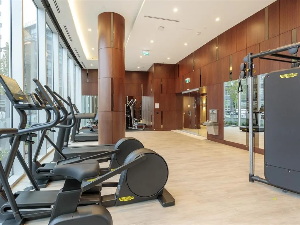 911 1768 Cook Street