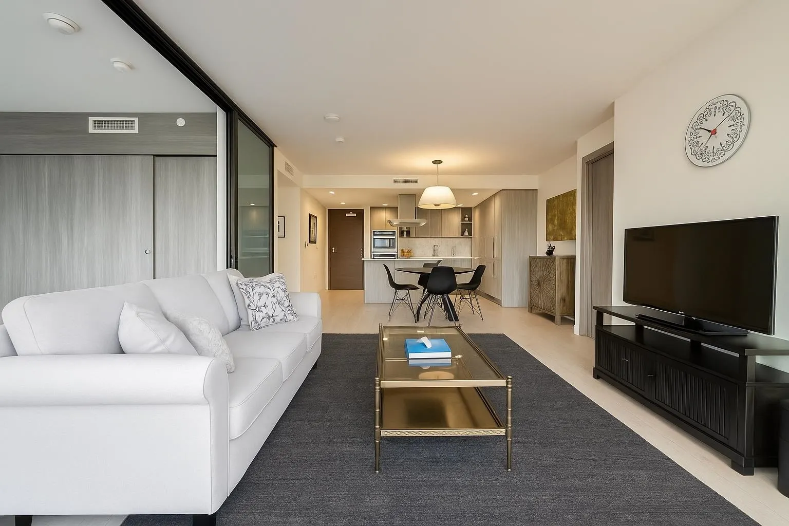 911 1768 Cook Street