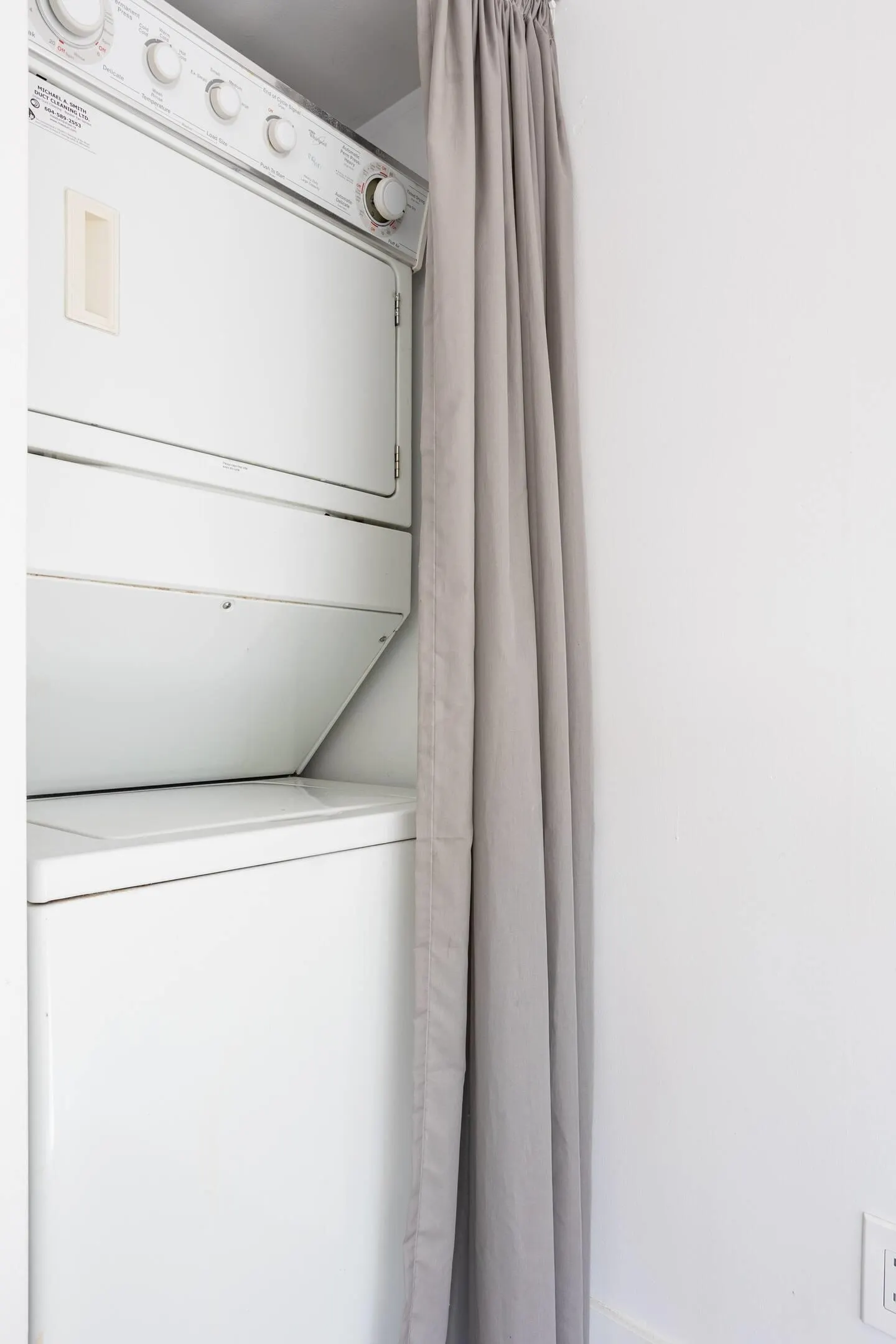 909 933 Seymour Street