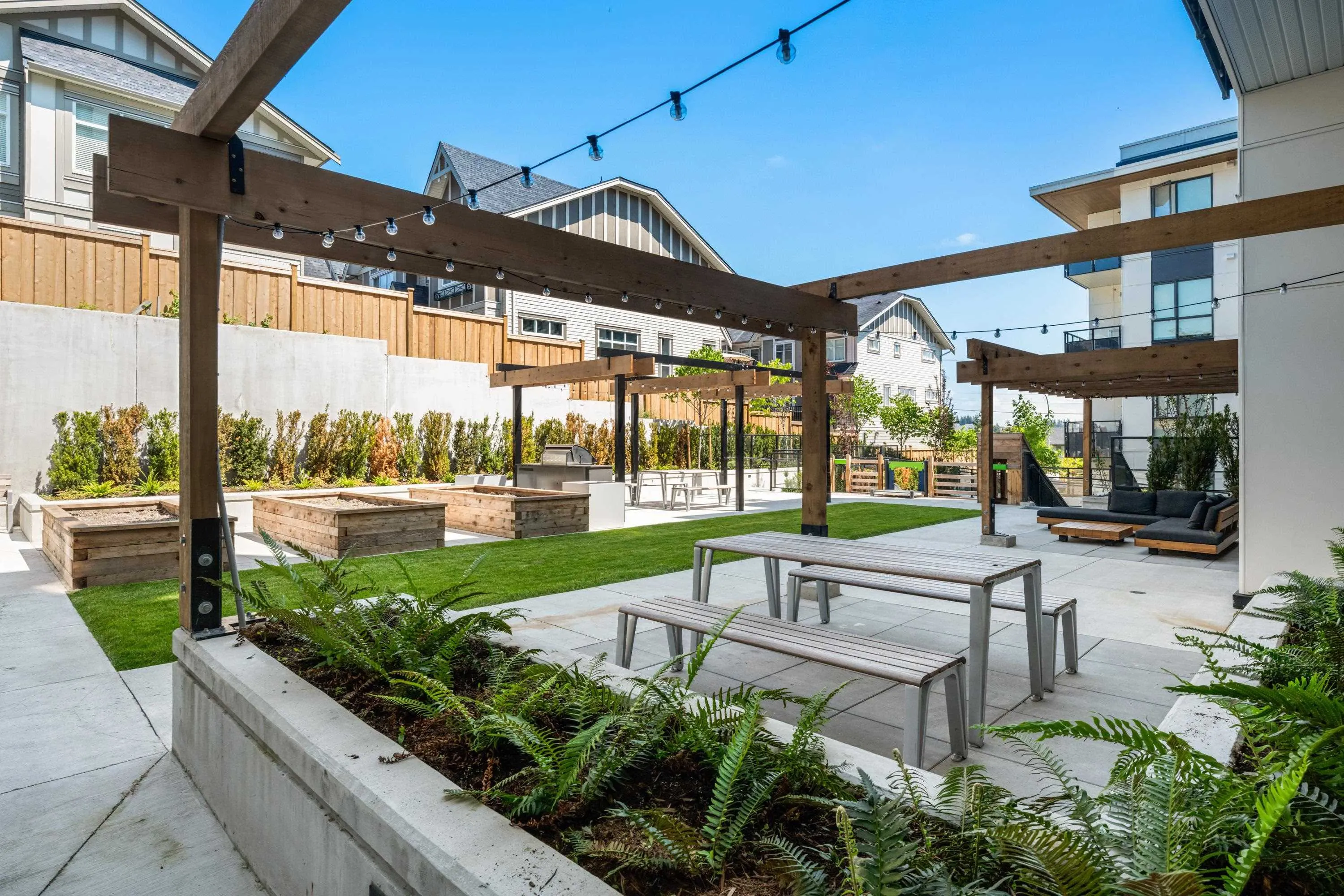 208 19577 65b Avenue