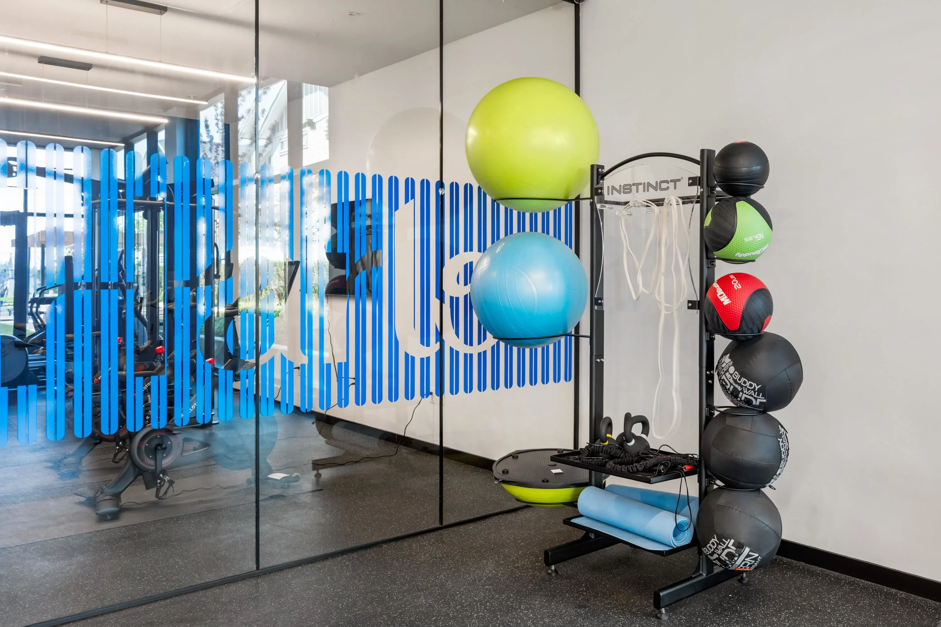 208 19577 65b Avenue