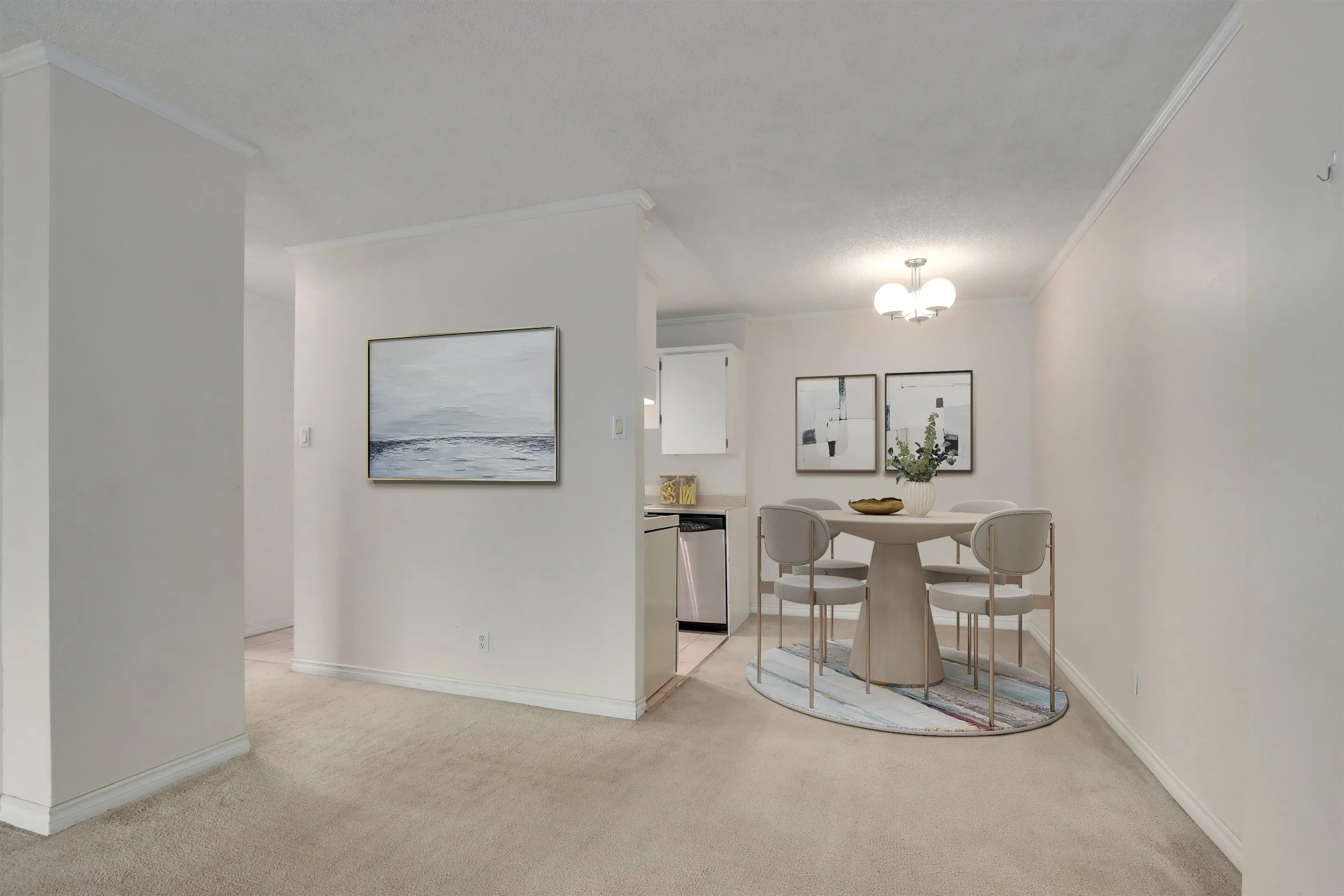 1212 2016 Fullerton Avenue