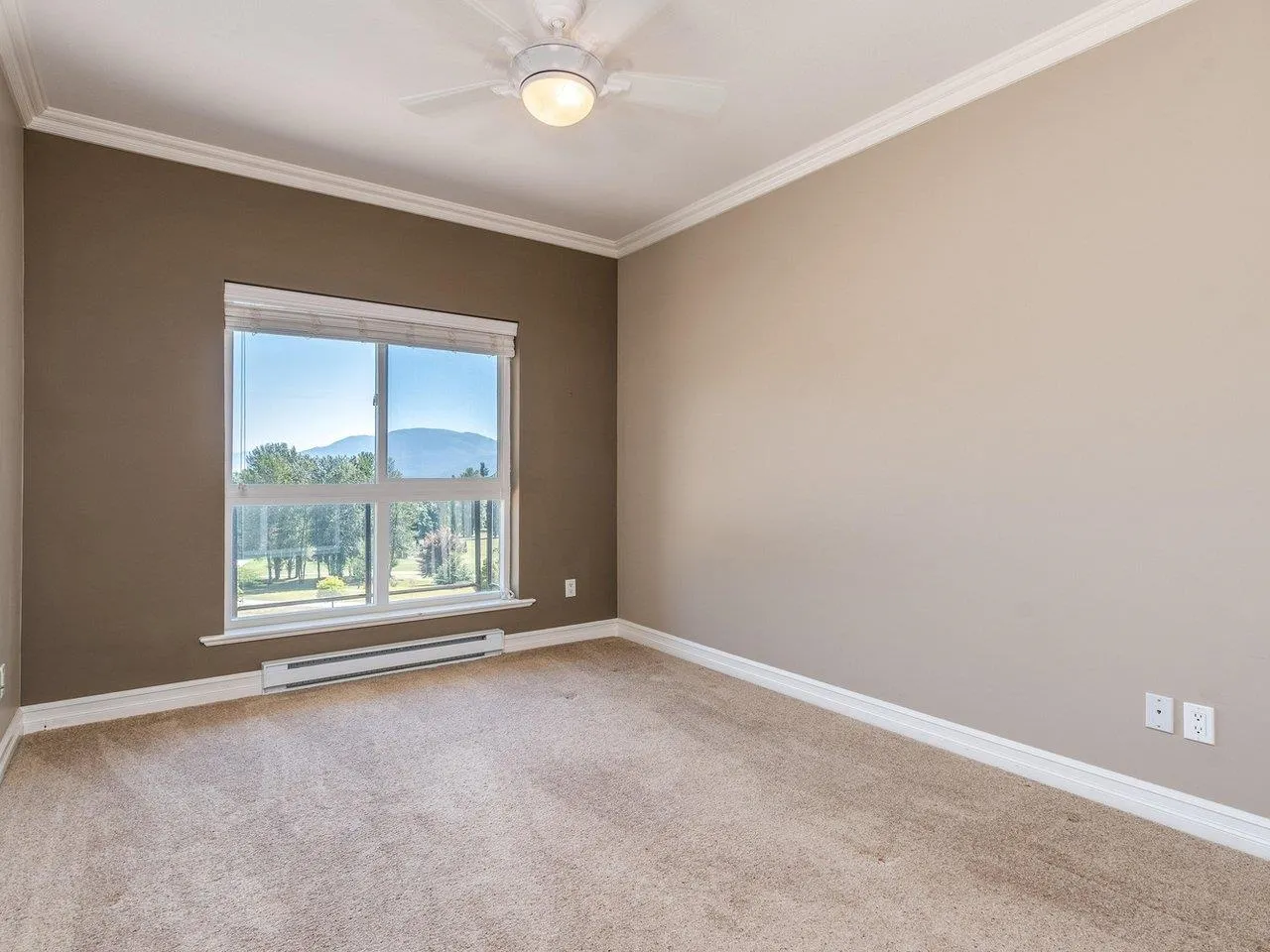 307 33755 7th Avenue