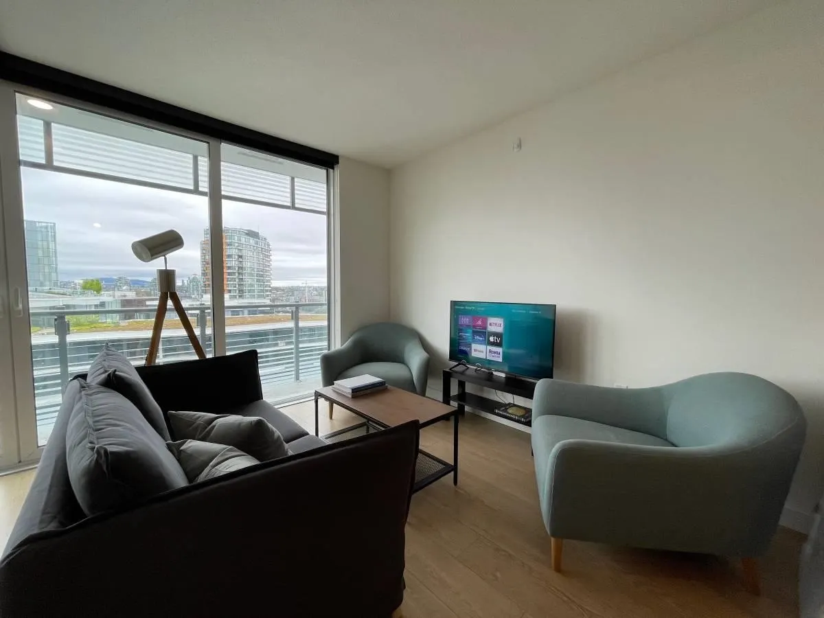 2010 89 Nelson Street