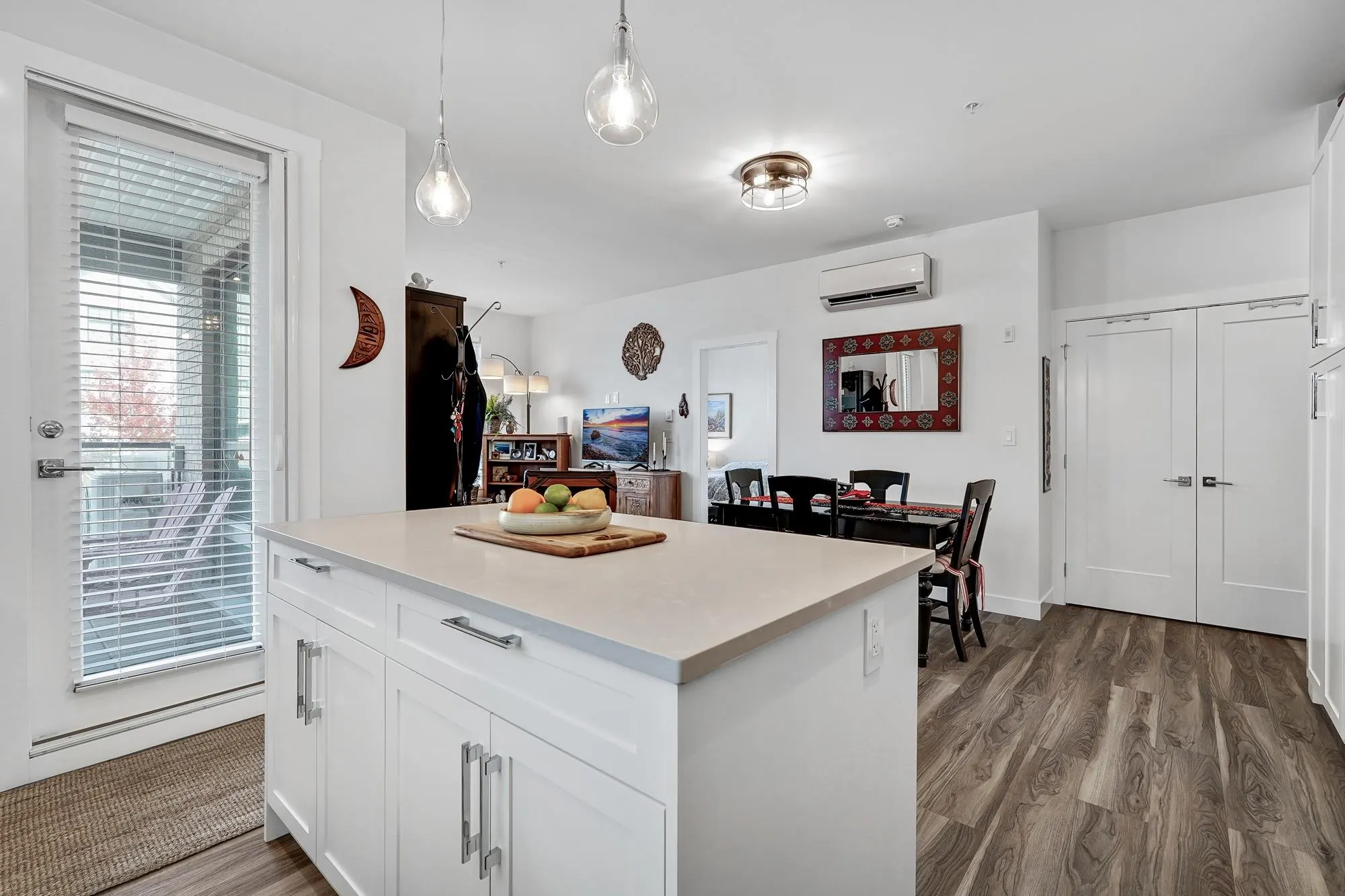 110 20356 72b Avenue