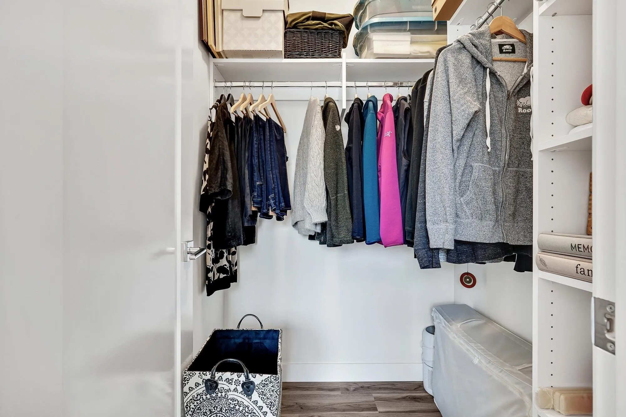 110 20356 72b Avenue