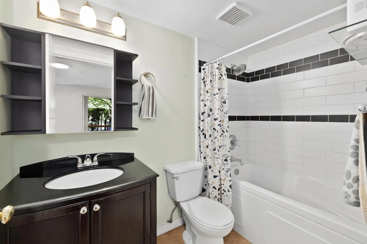 7 2021 Central Avenue