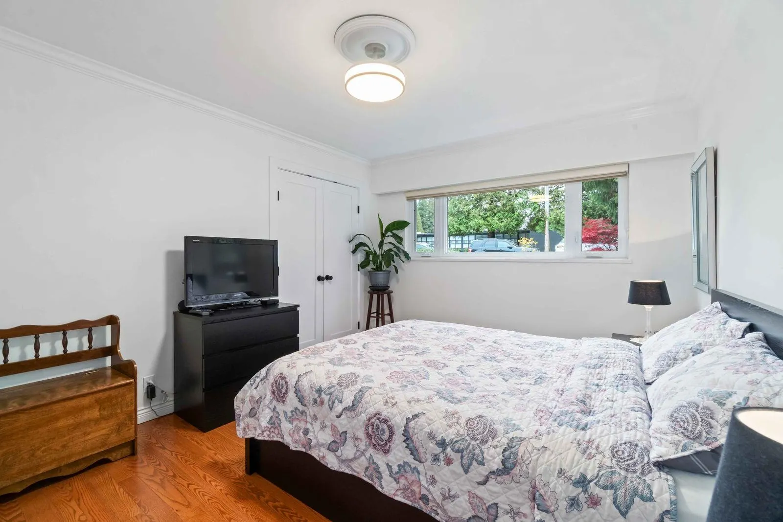 660 Gatensbury Street