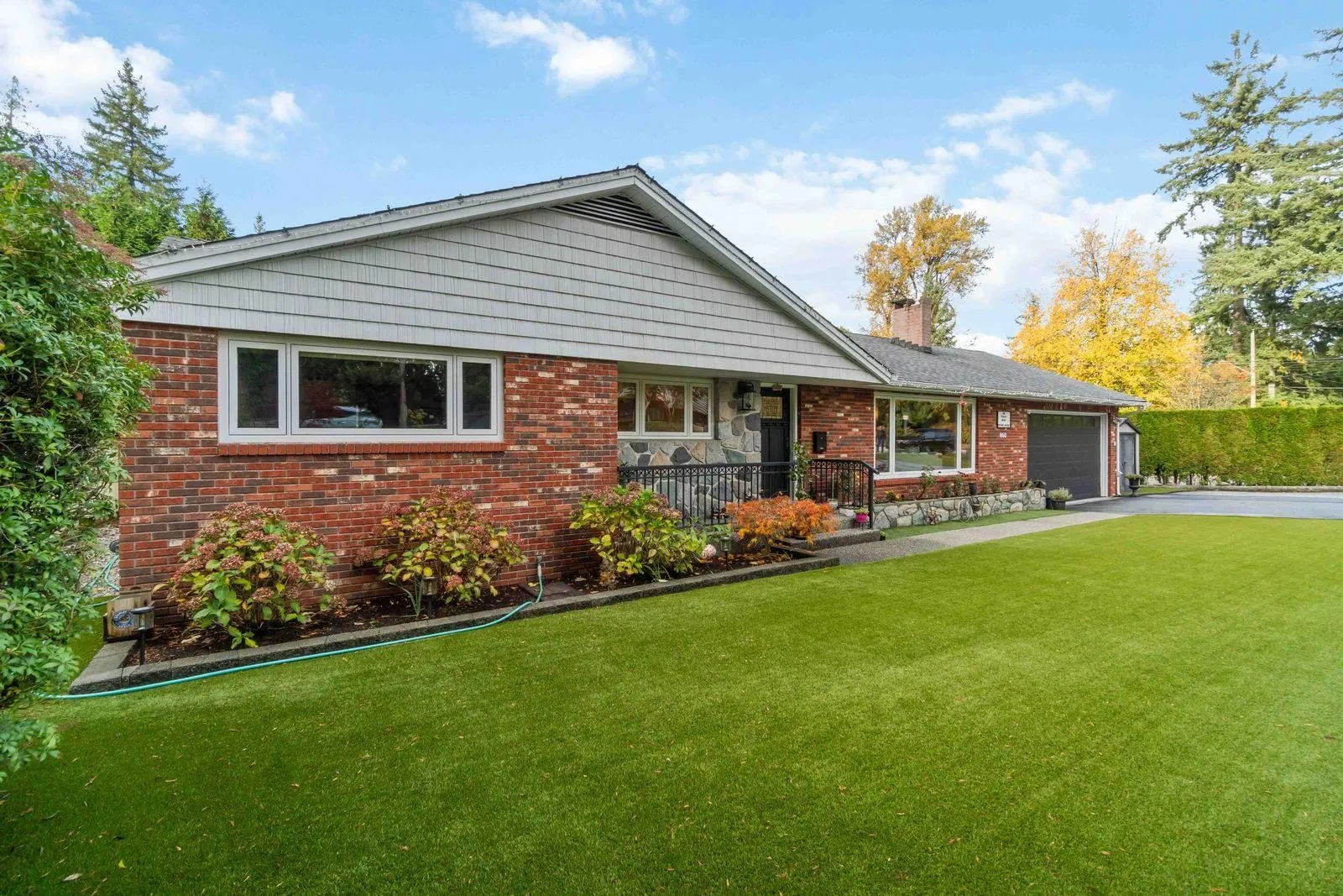 660 Gatensbury Street