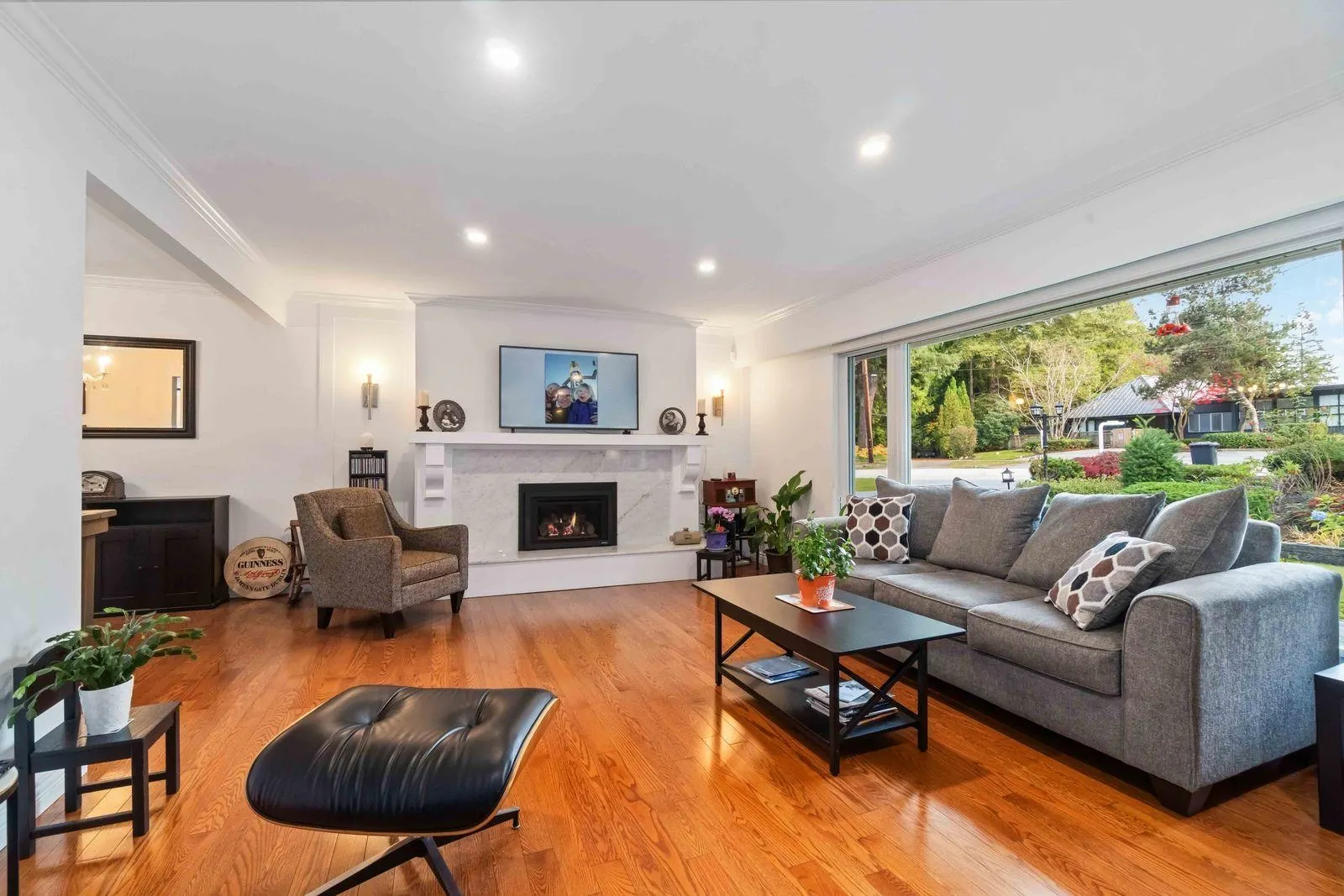 660 Gatensbury Street