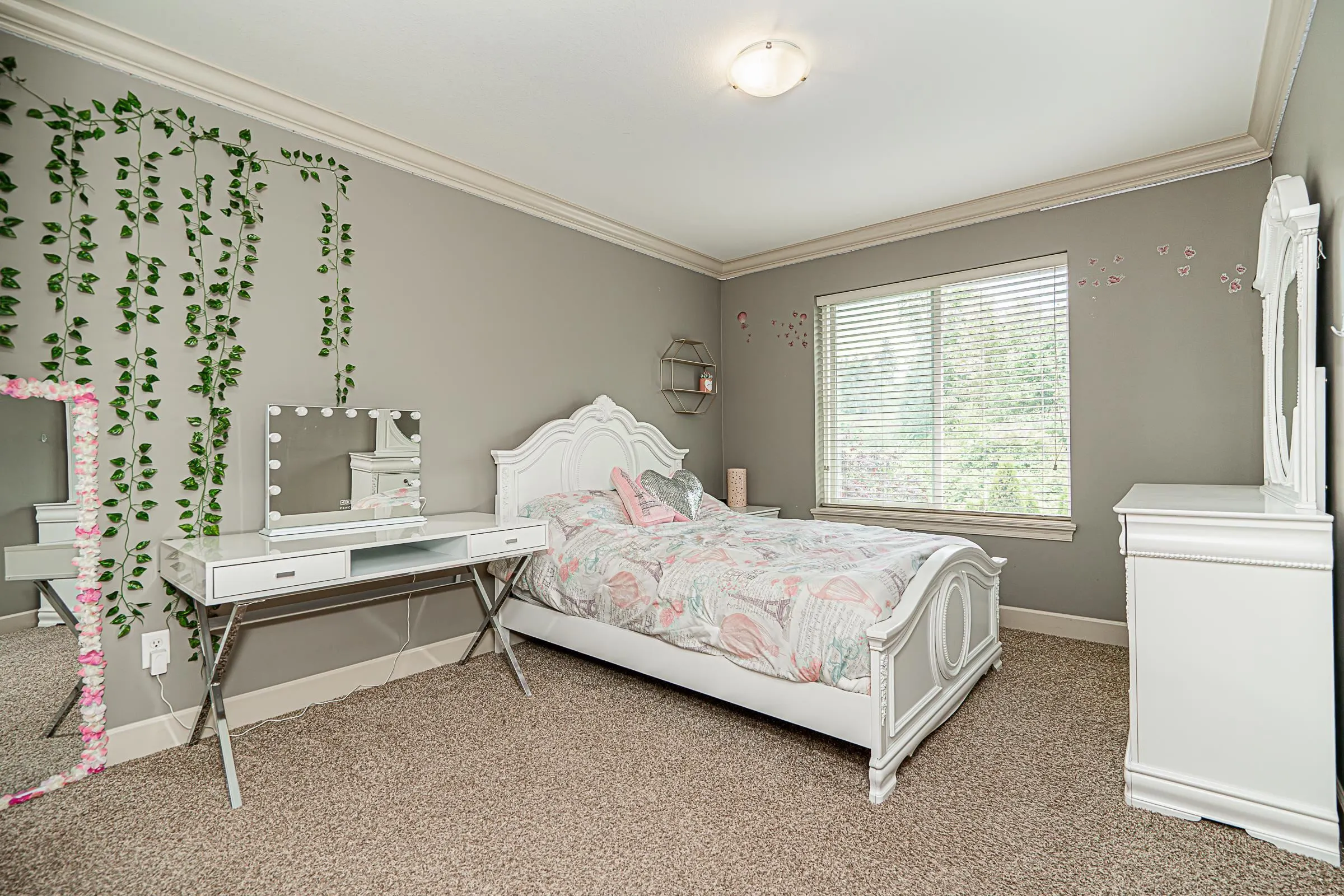 3387 Gislason Avenue