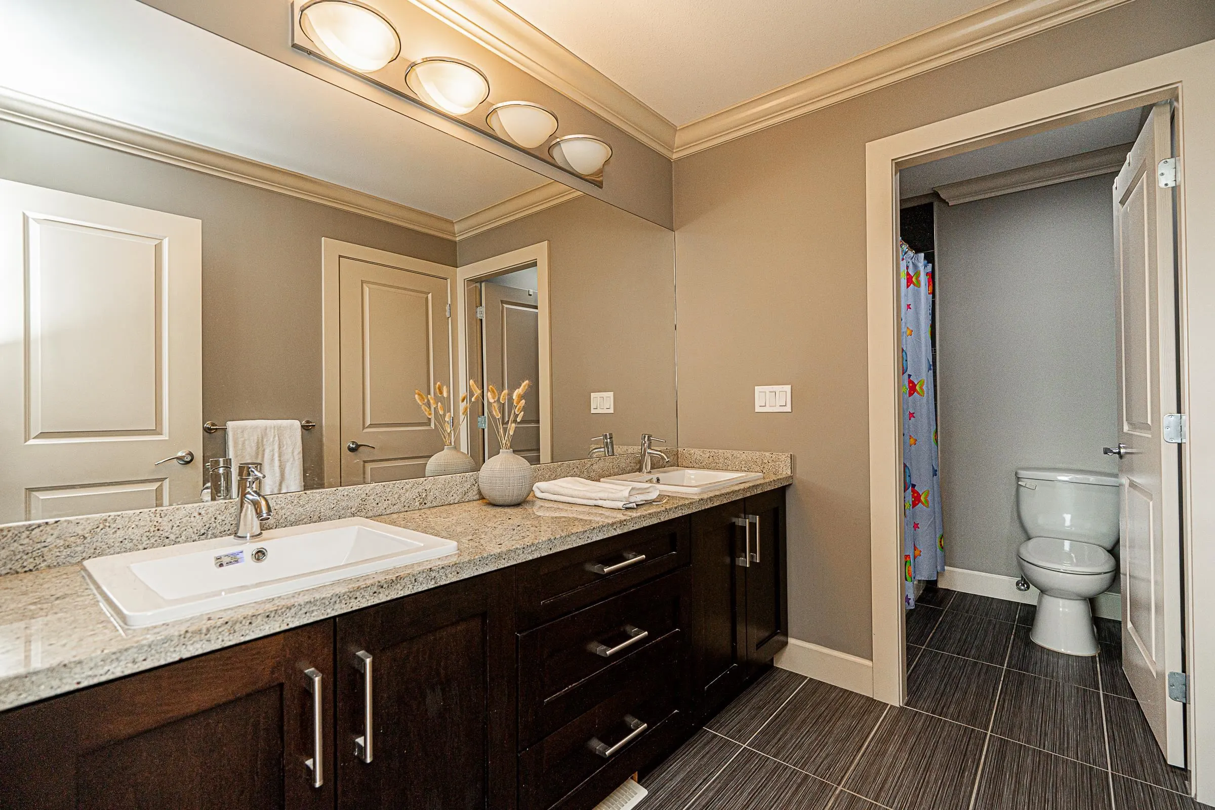 3387 Gislason Avenue