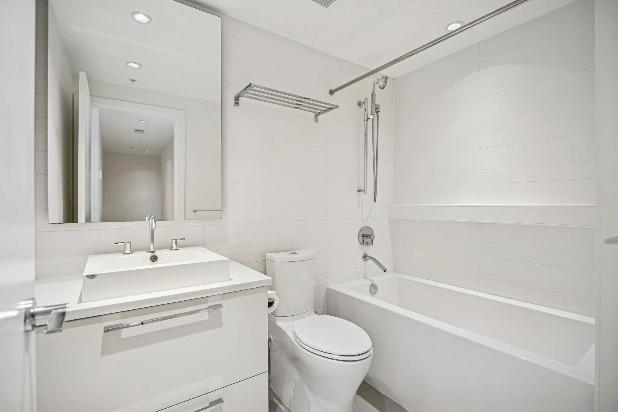 510 7358 Edmonds Street