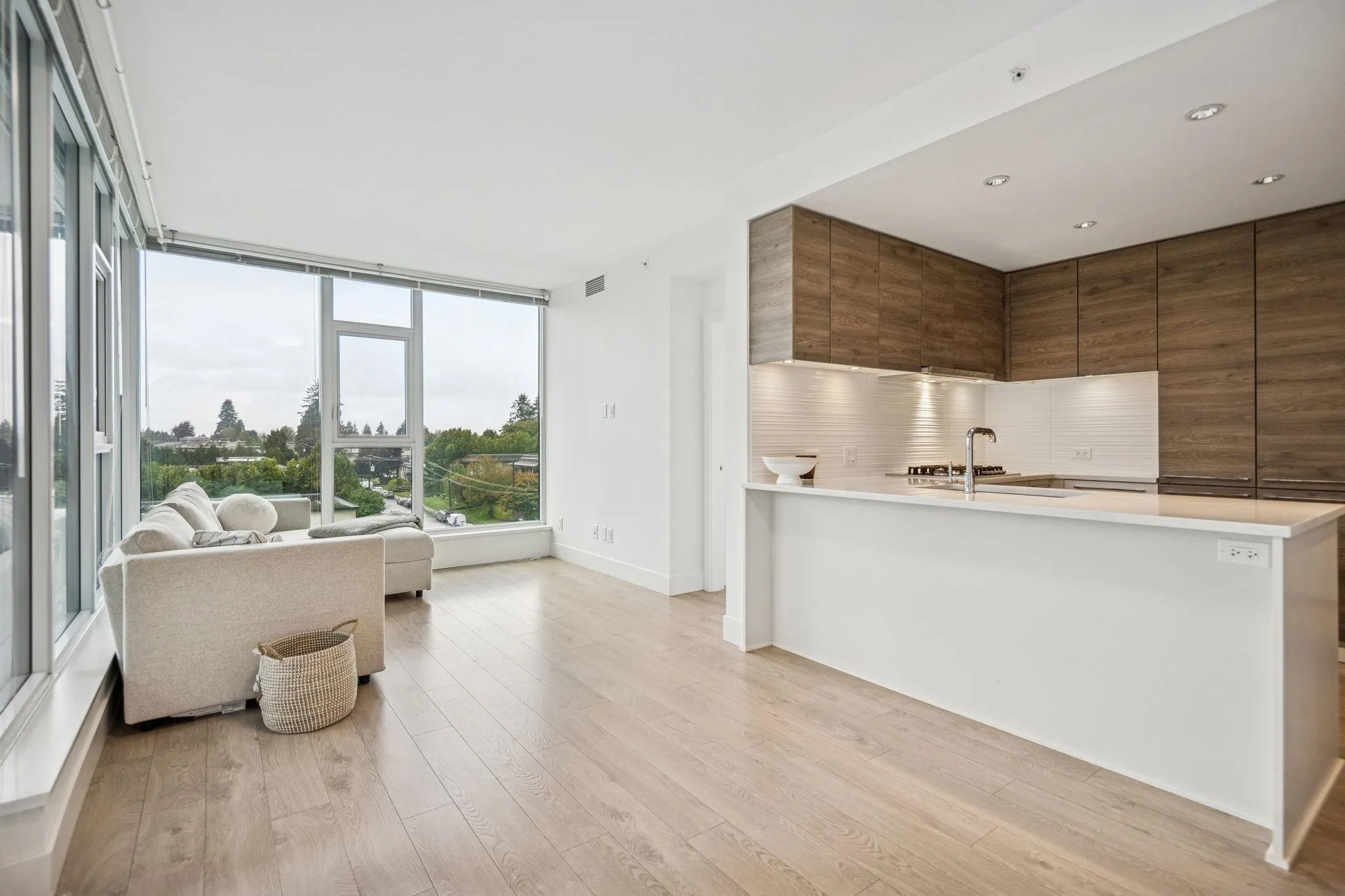 510 7358 Edmonds Street